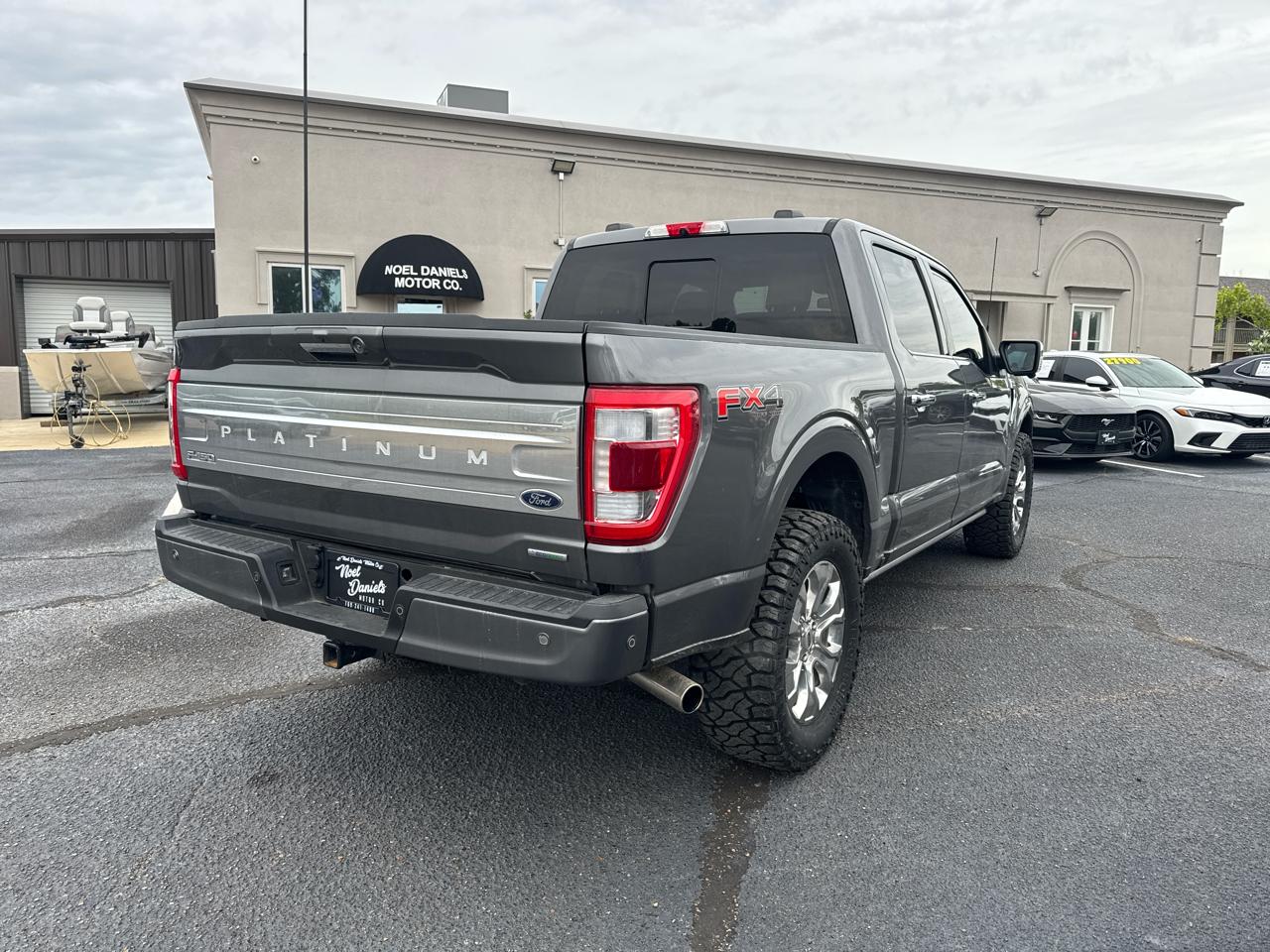 Ford F-150 4WD SuperCrew 145" Platinum 2022