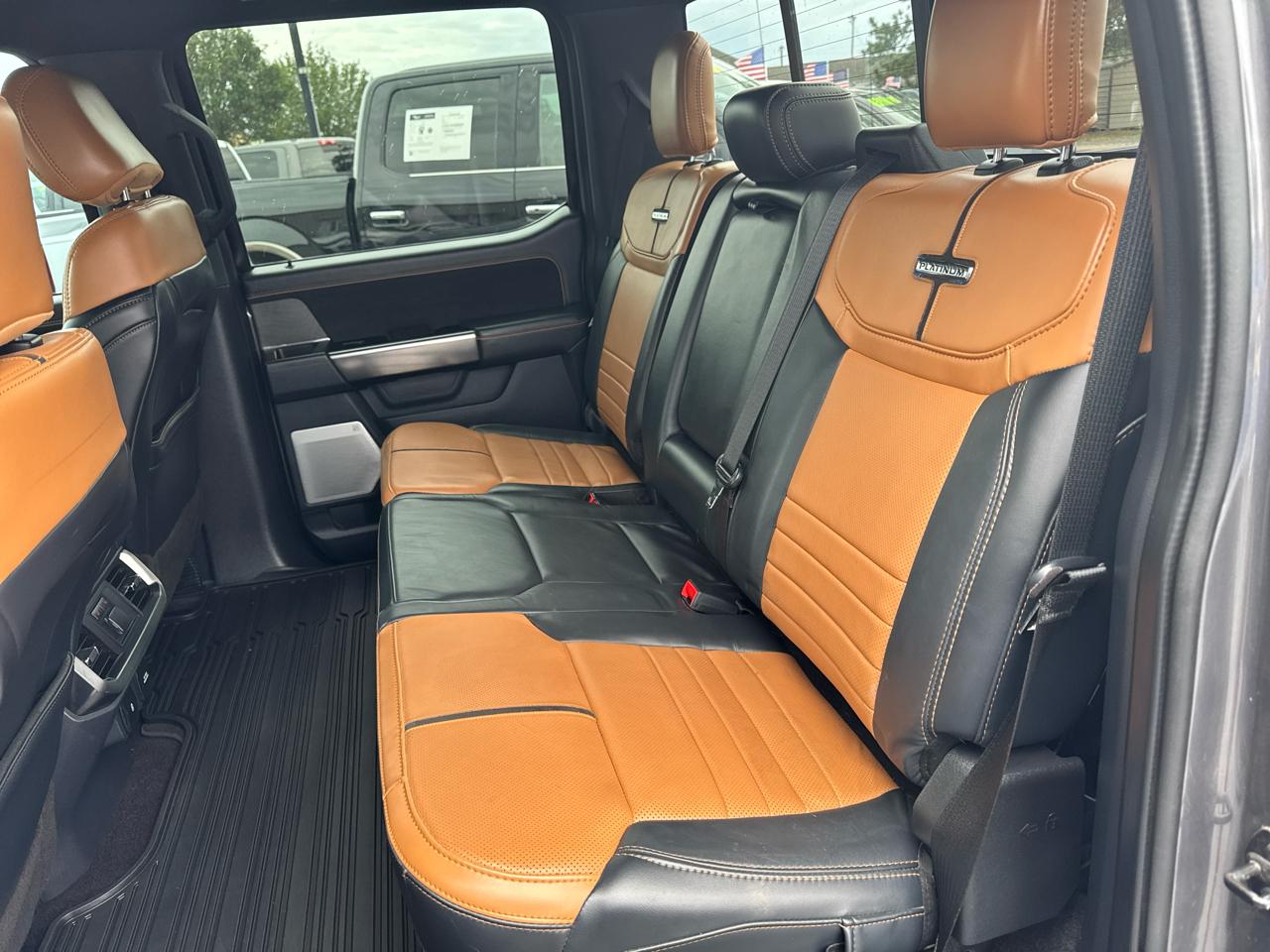 Ford F-150 4WD SuperCrew 145" Platinum 2022