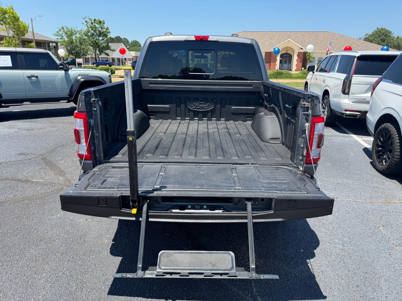 Ford F-150 4WD SuperCrew 145" Platinum 2022