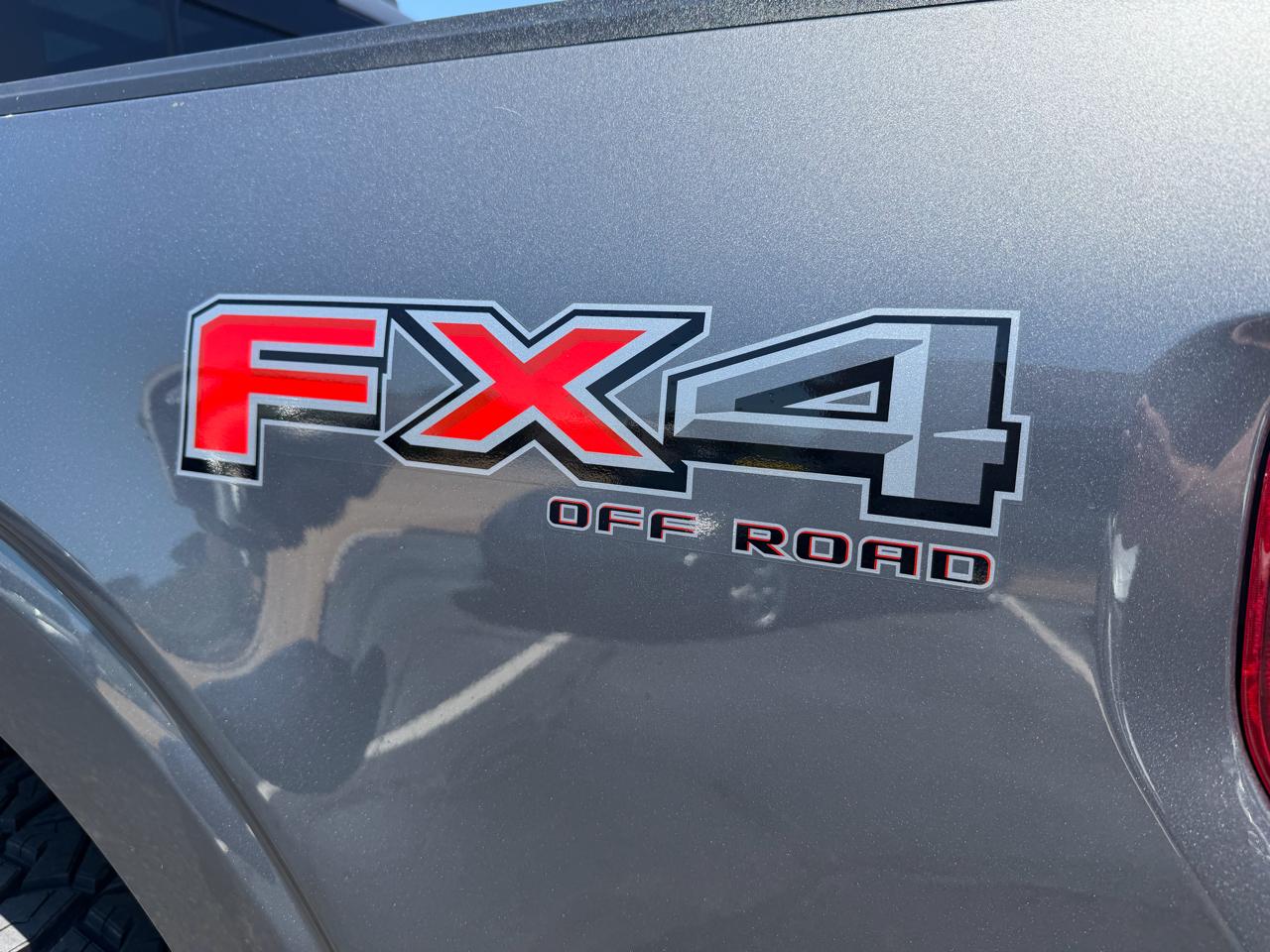 Ford F-150 4WD SuperCrew 145" Platinum 2022