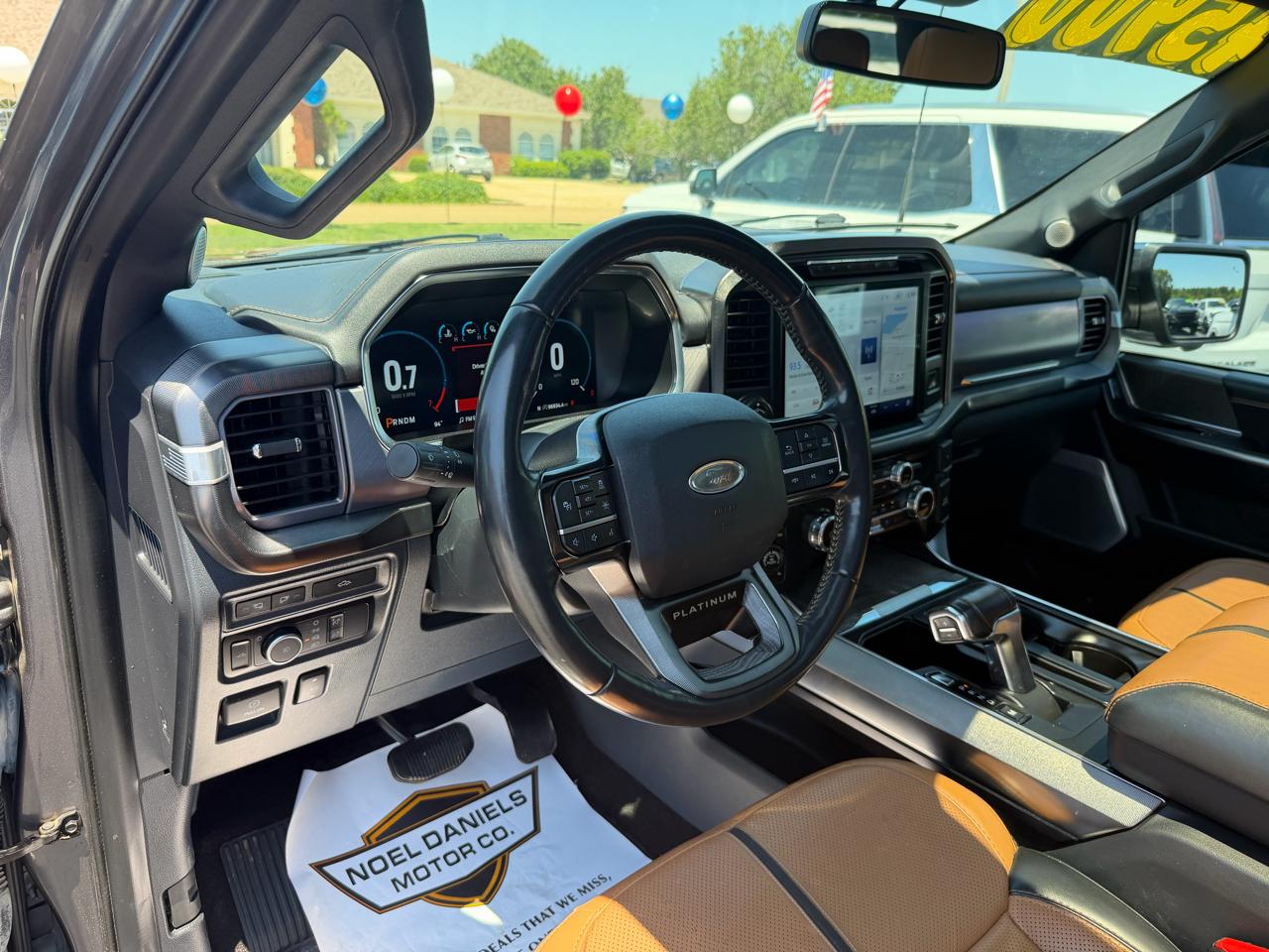 Ford F-150 4WD SuperCrew 145" Platinum 2022