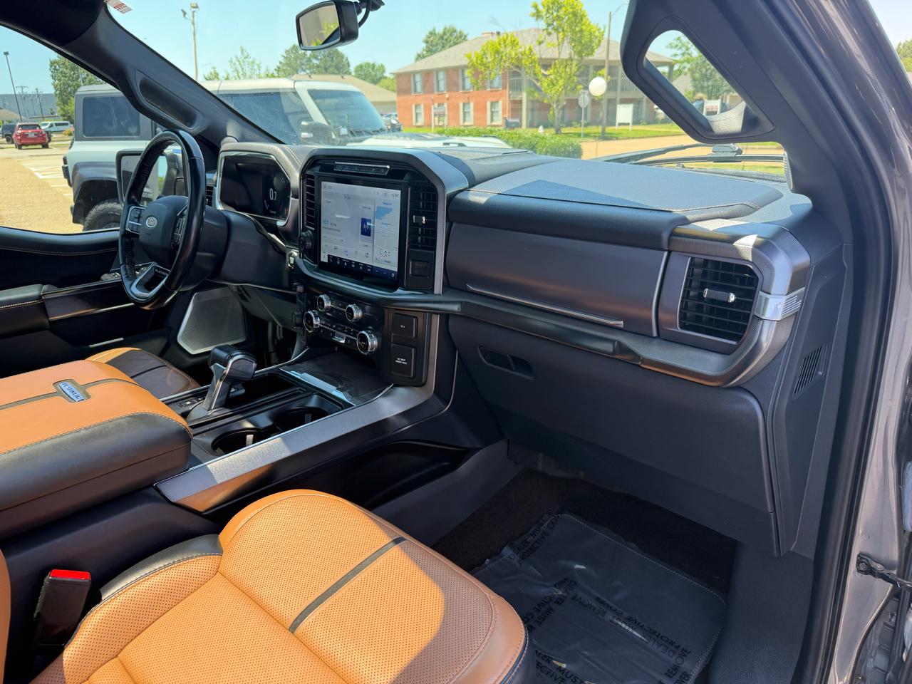 Ford F-150 4WD SuperCrew 145" Platinum 2022
