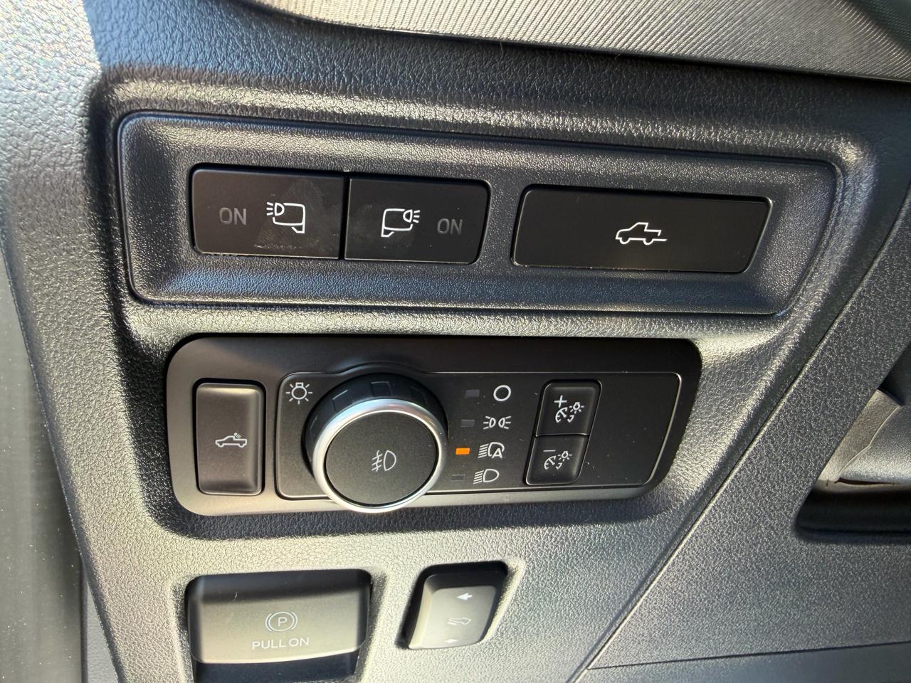 Ford F-150 4WD SuperCrew 145" Platinum 2022
