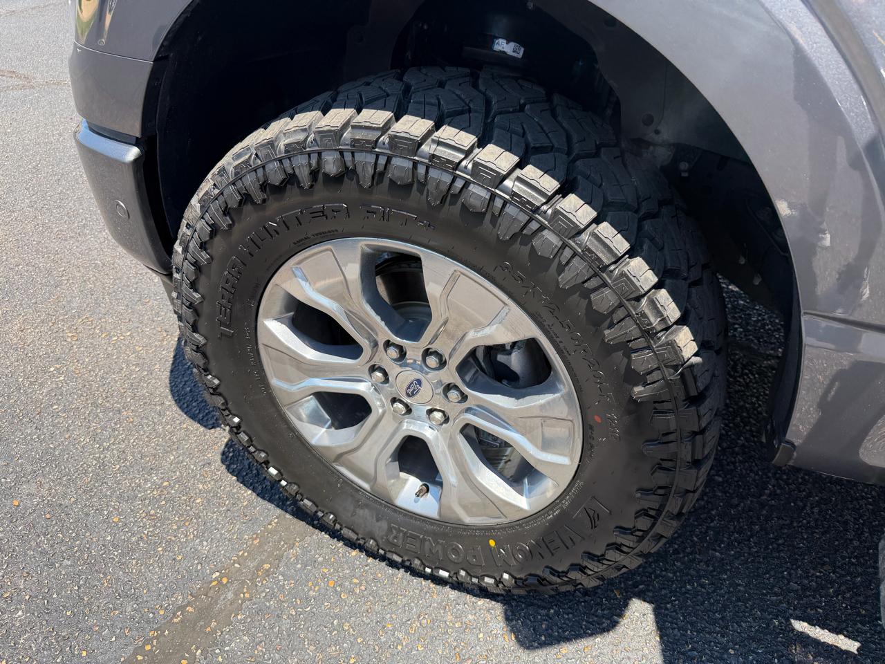Ford F-150 4WD SuperCrew 145" Platinum 2022