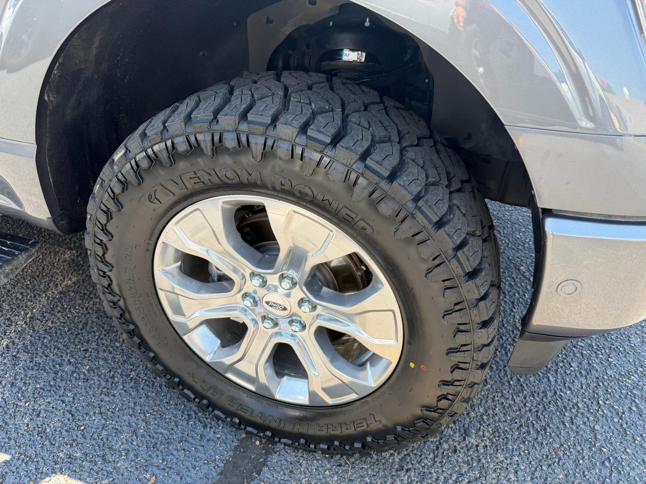 Ford F-150 4WD SuperCrew 145" Platinum 2022