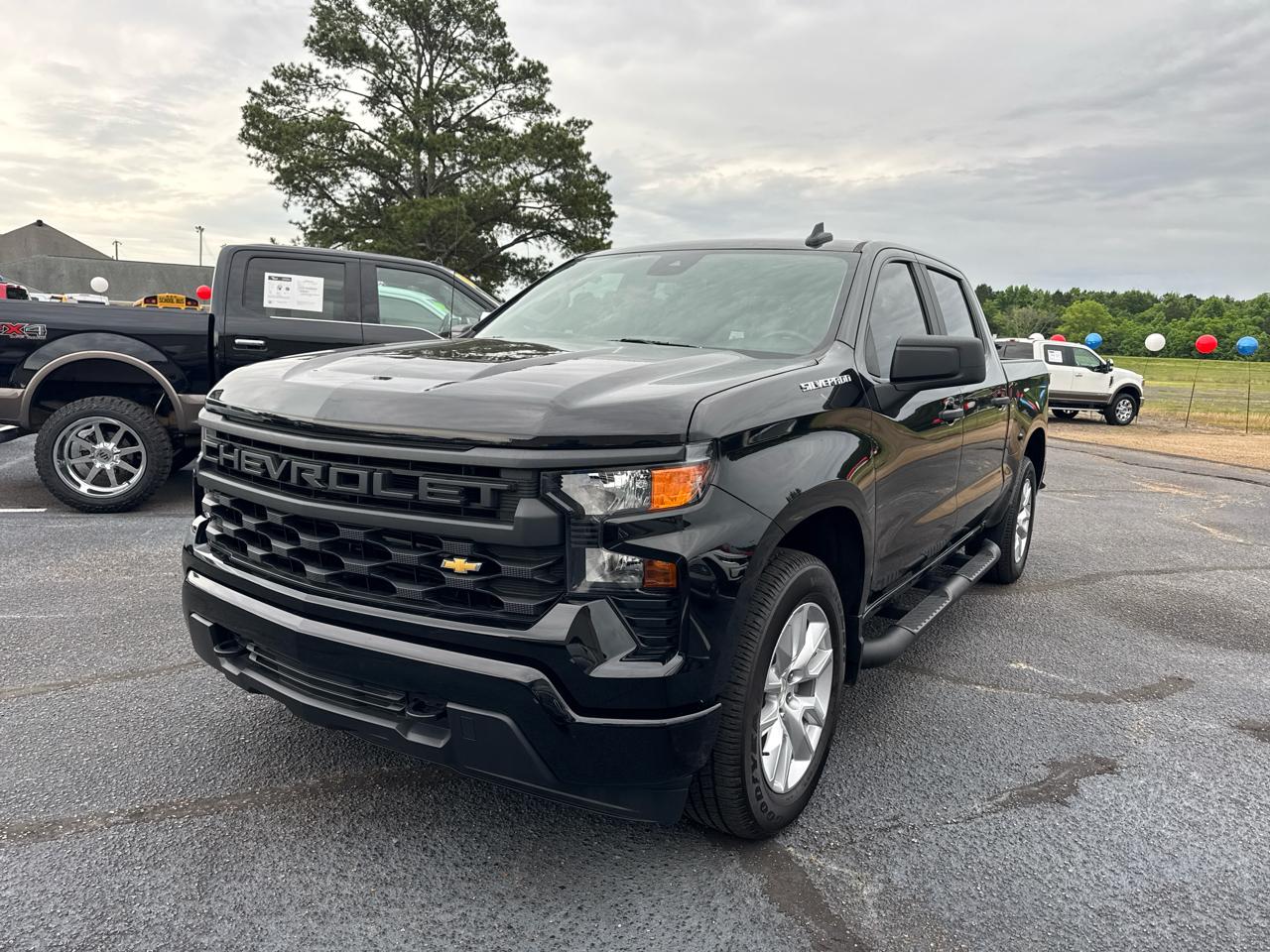 Chevrolet Silverado 1500 Custom Crew Cab 2WD 2022