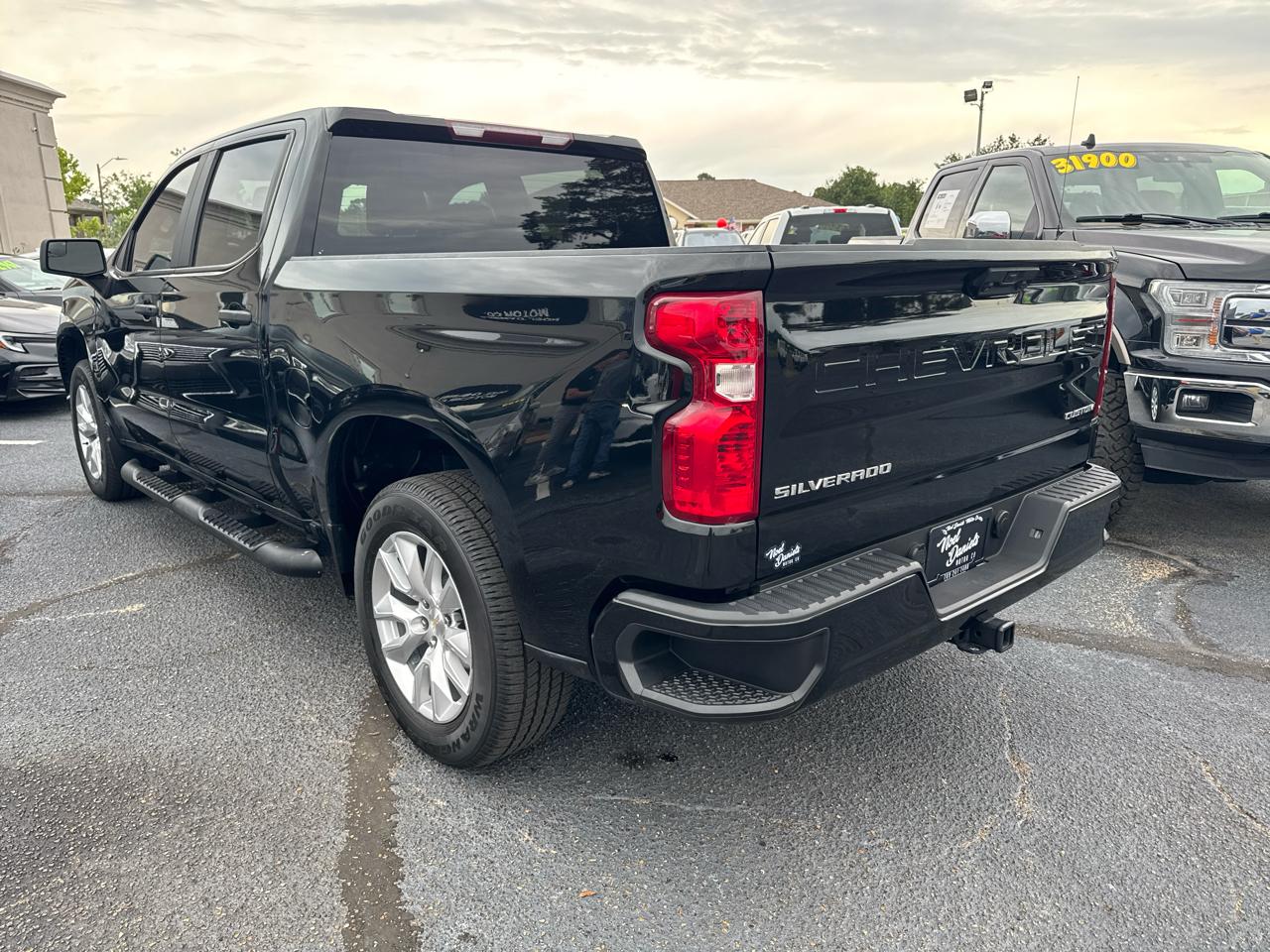 Chevrolet Silverado 1500 Custom Crew Cab 2WD 2022