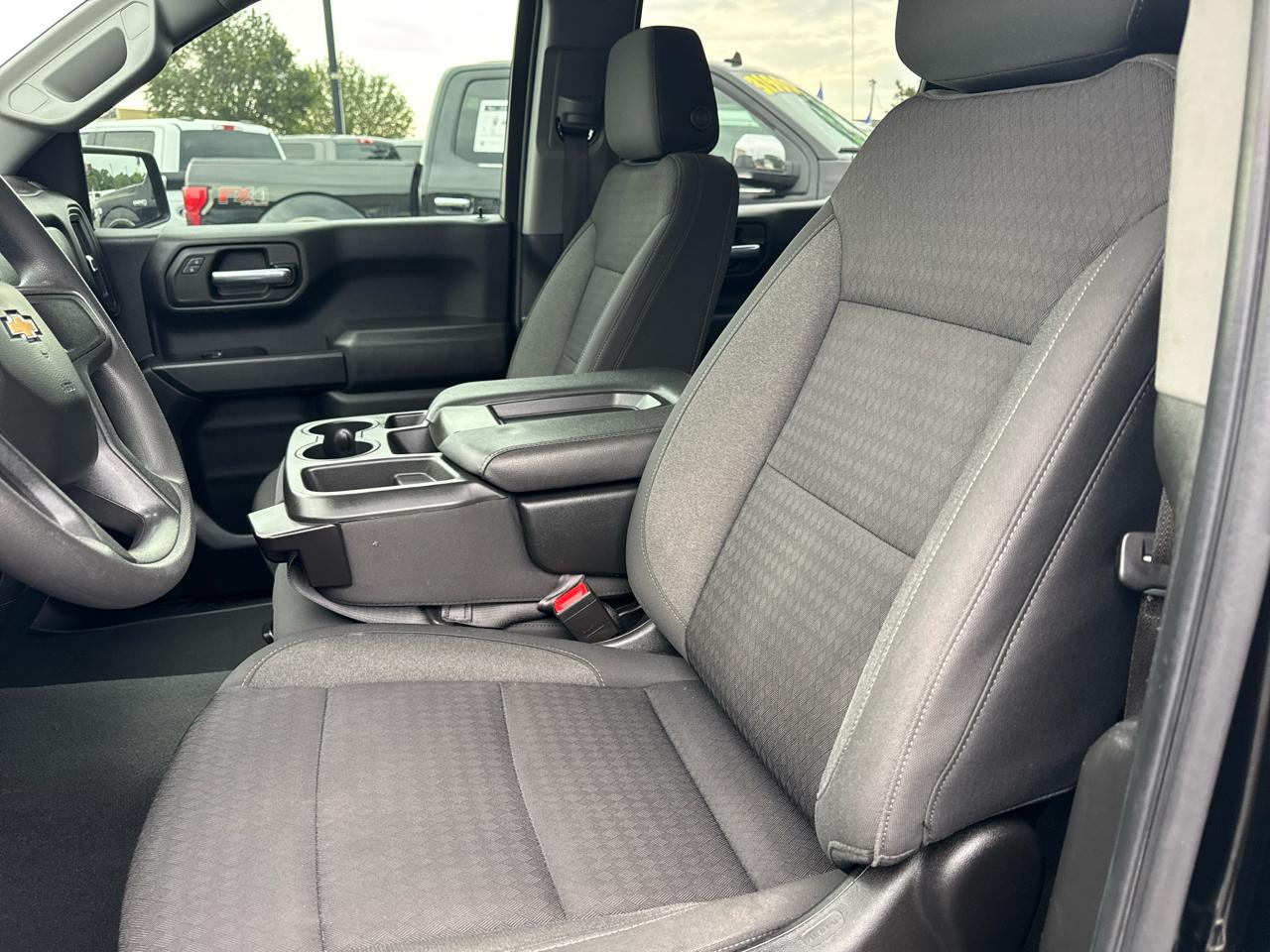 Chevrolet Silverado 1500 Custom Crew Cab 2WD 2022