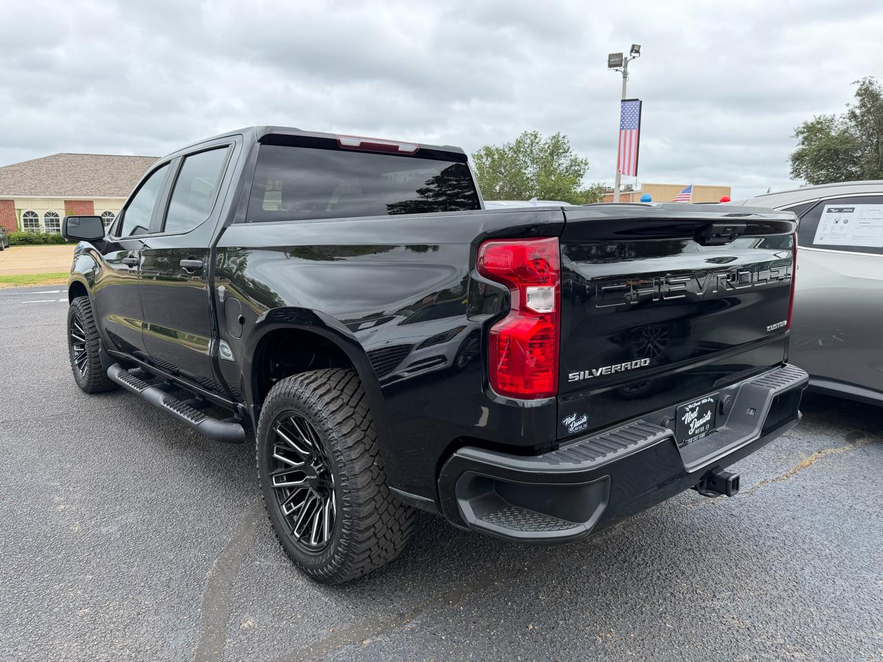 Chevrolet Silverado 1500 Custom Crew Cab 2WD 2022