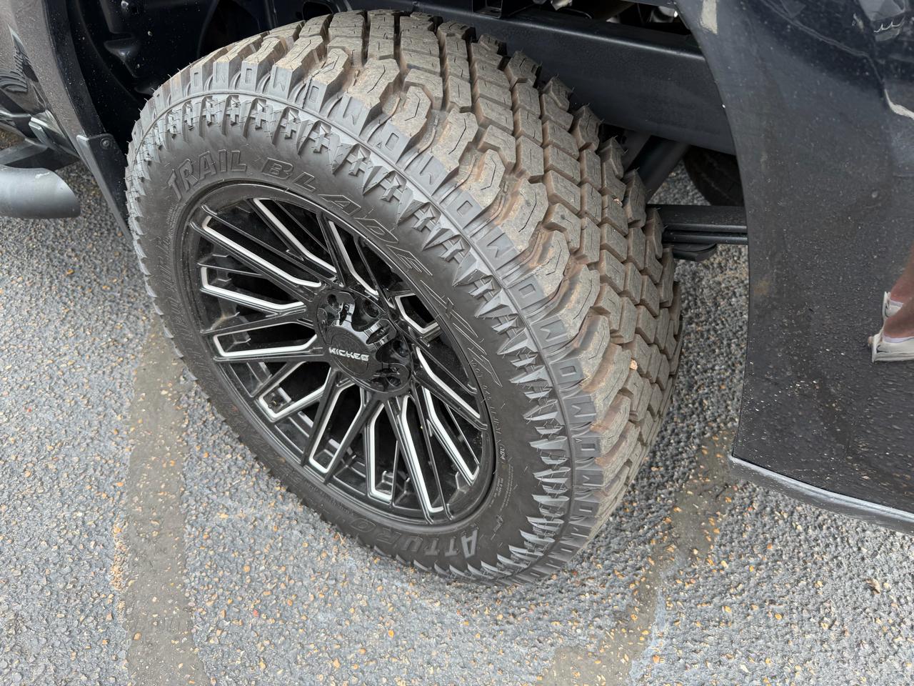 Chevrolet Silverado 1500 Custom Crew Cab 2WD 2022