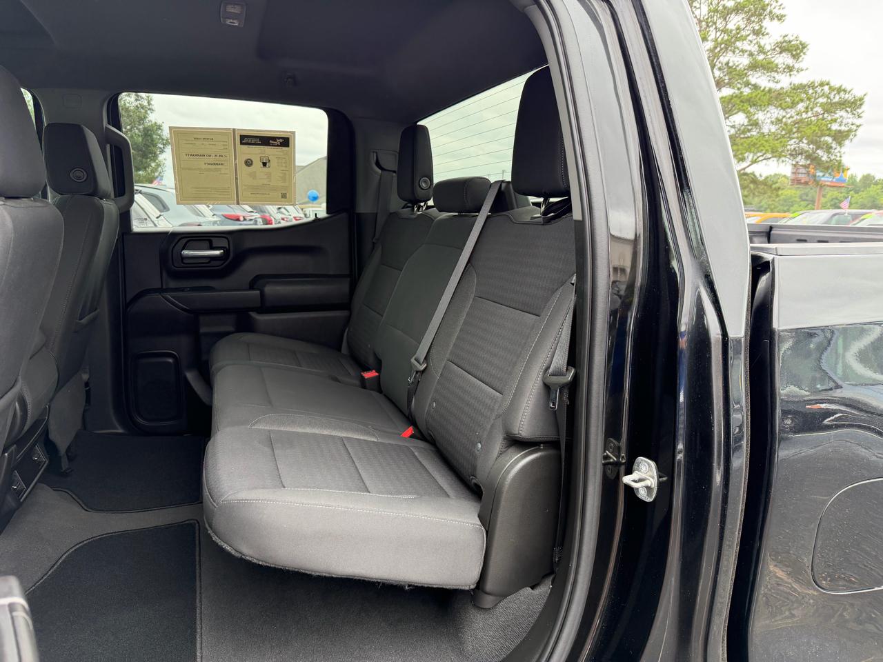 Chevrolet Silverado 1500 Custom Crew Cab 2WD 2022