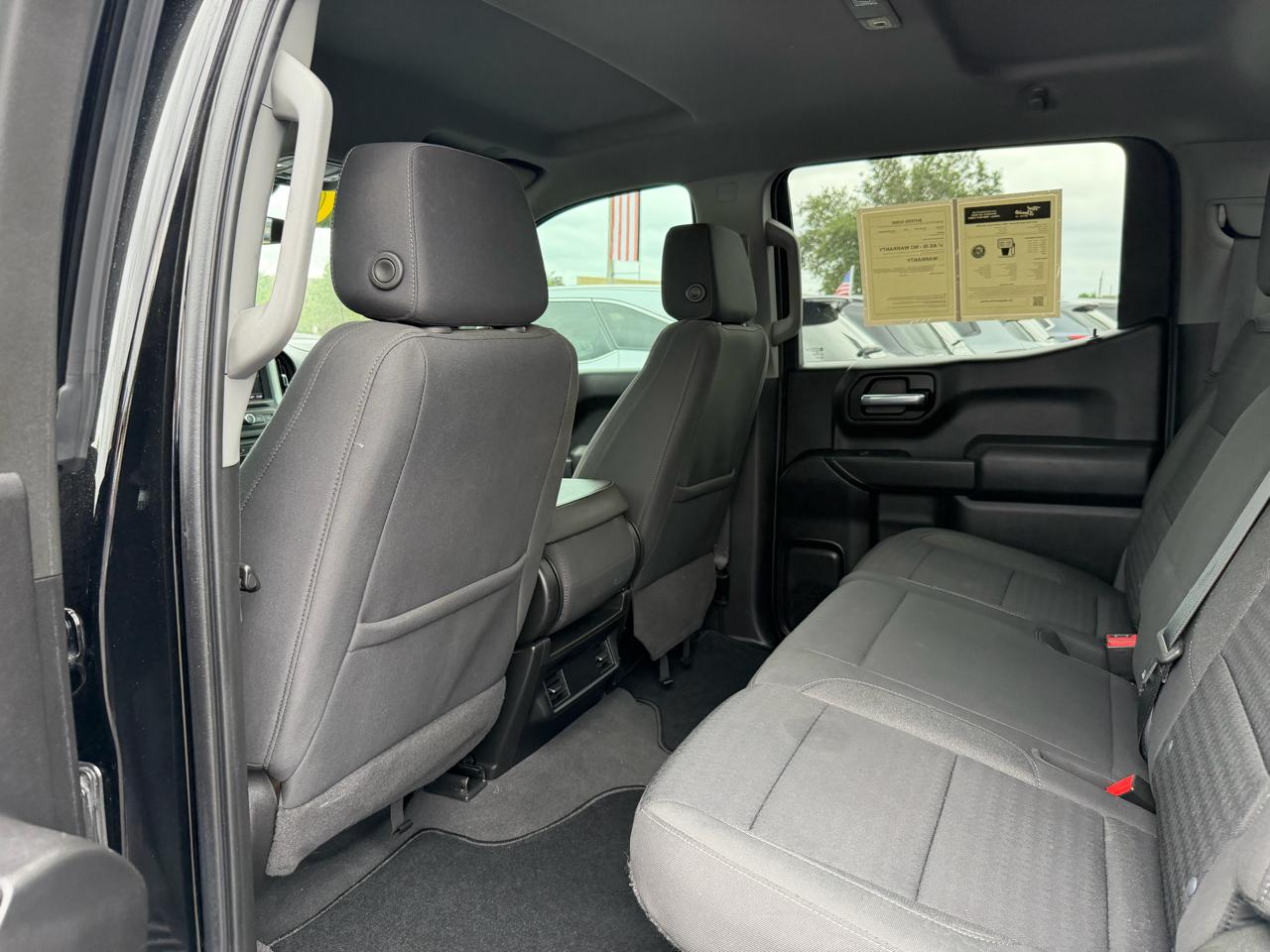 Chevrolet Silverado 1500 Custom Crew Cab 2WD 2022