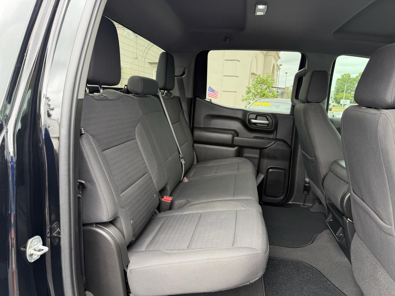 Chevrolet Silverado 1500 Custom Crew Cab 2WD 2022