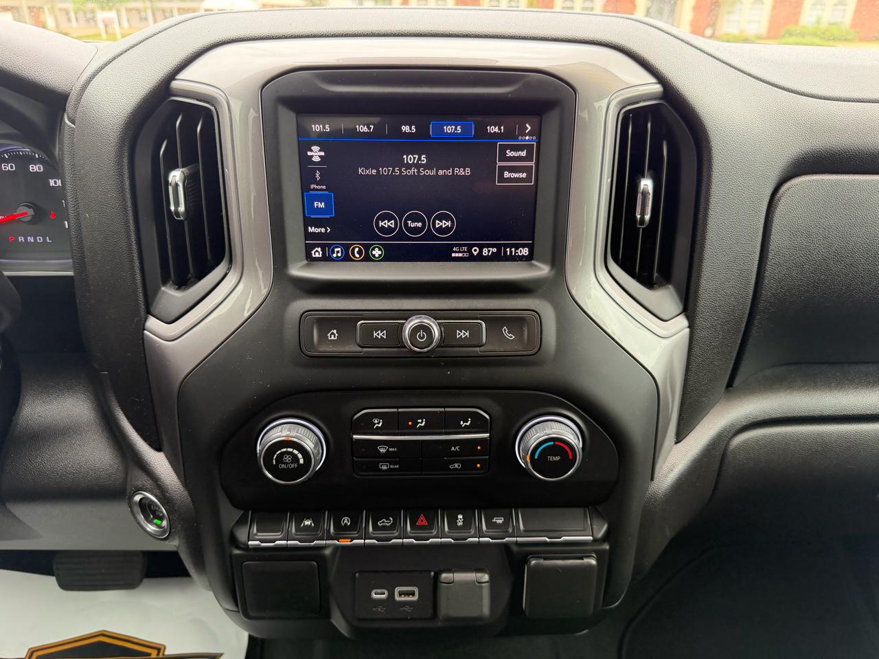 Chevrolet Silverado 1500 Custom Crew Cab 2WD 2022
