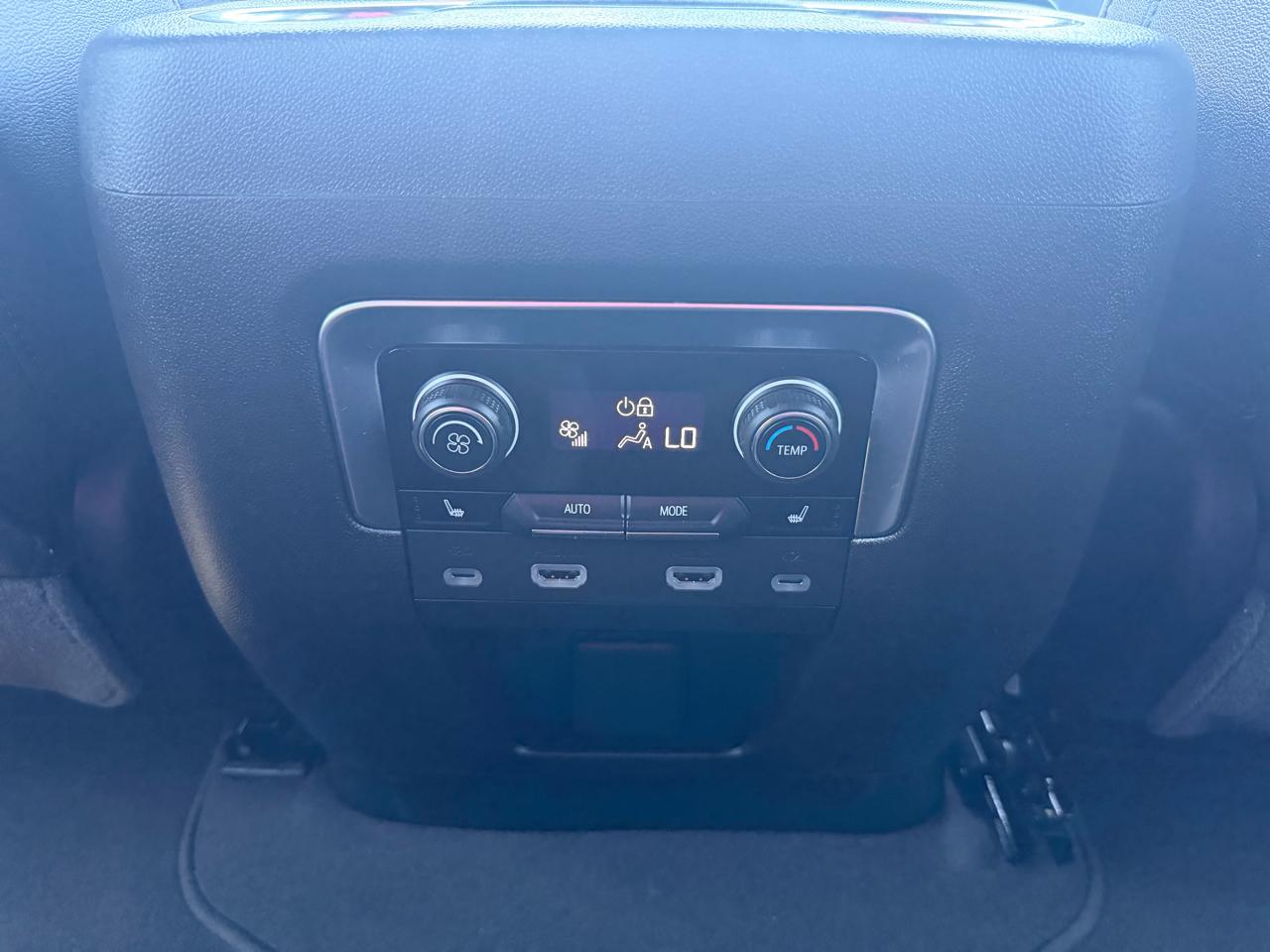 Chevrolet Tahoe Premier 2024