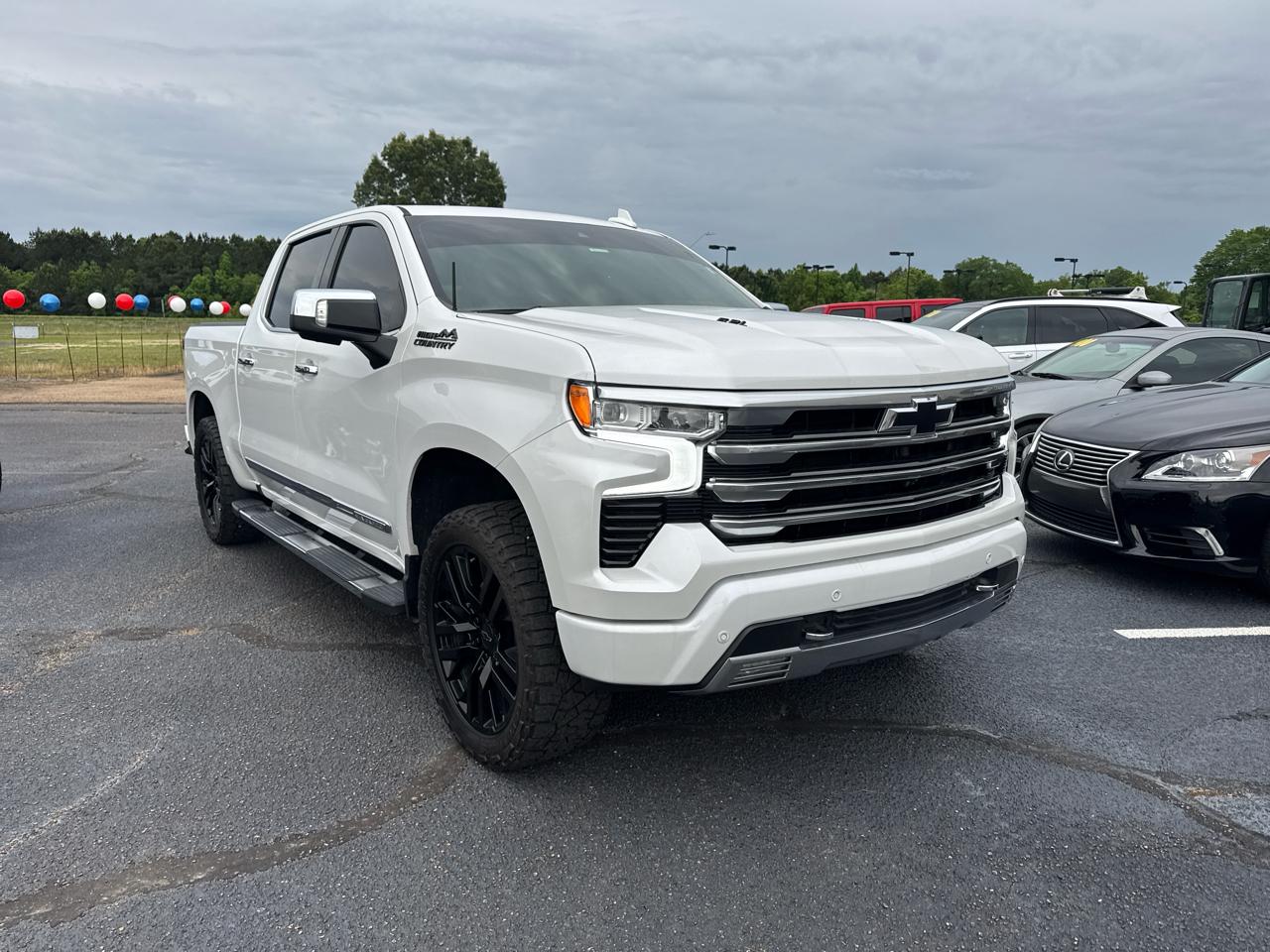 Chevrolet Silverado 1500 High Country Crew Cab 4WD 2023