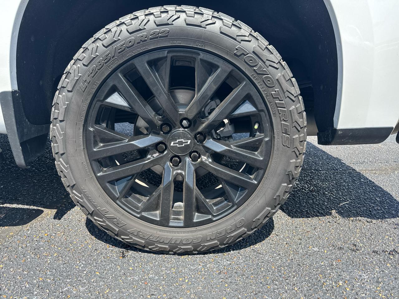 Chevrolet Silverado 1500 High Country Crew Cab 4WD 2023
