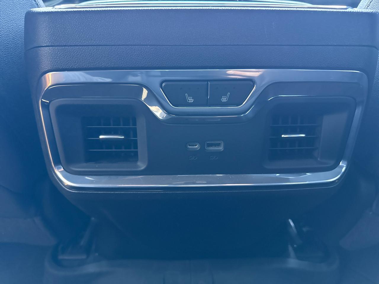Chevrolet Silverado 1500 High Country Crew Cab 4WD 2023