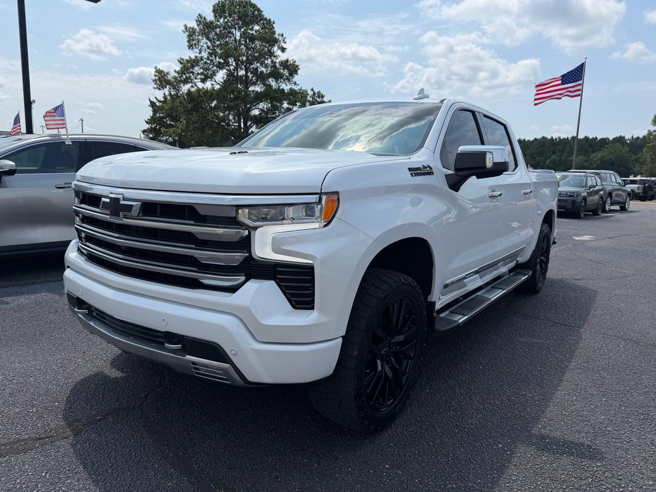 Chevrolet Silverado 1500 High Country Crew Cab 4WD 2023