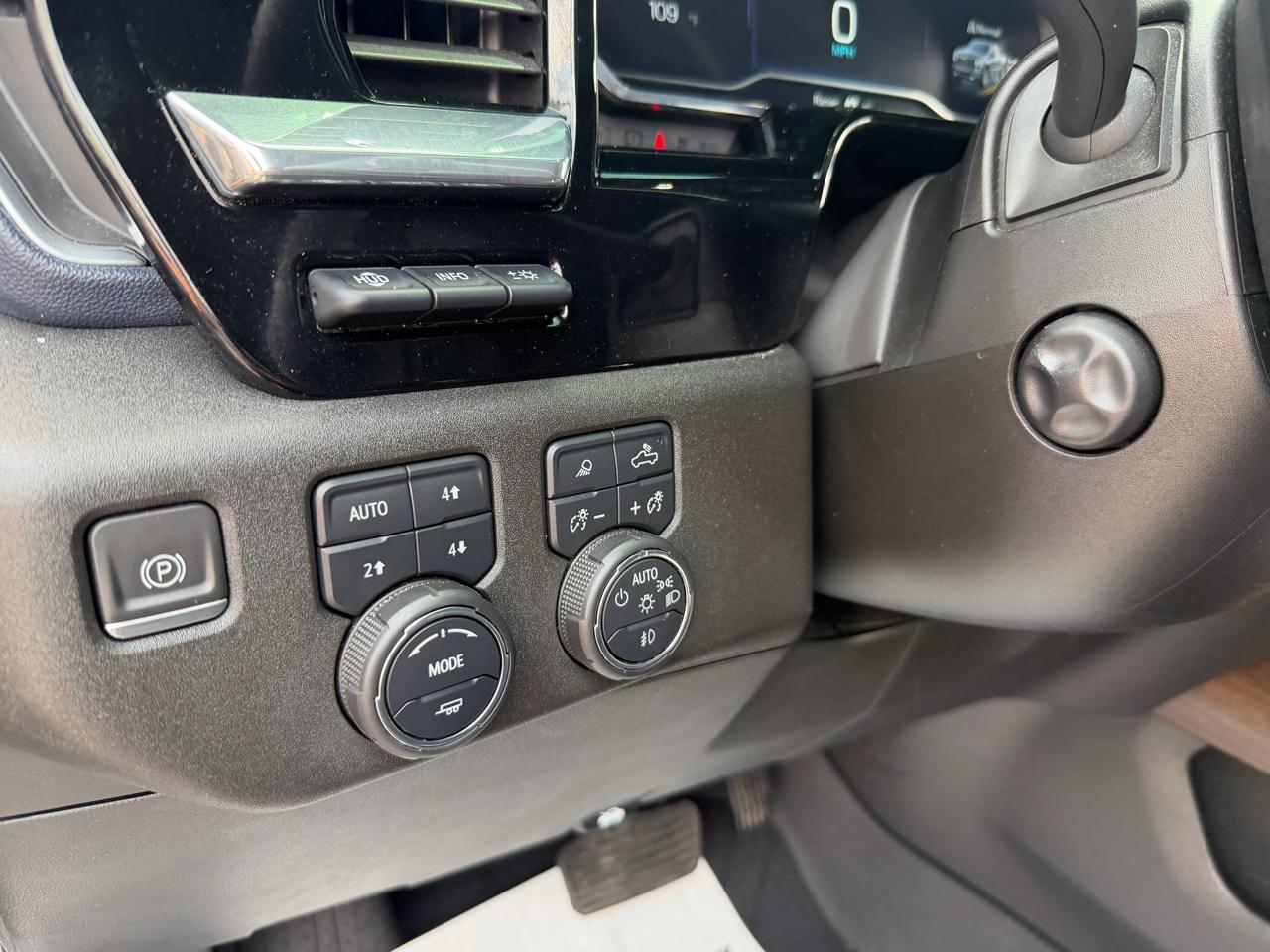Chevrolet Silverado 1500 High Country Crew Cab 4WD 2023