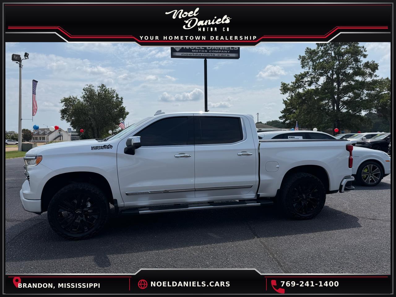 2023 Chevrolet Silverado 1500 High Country Crew Cab 4WD