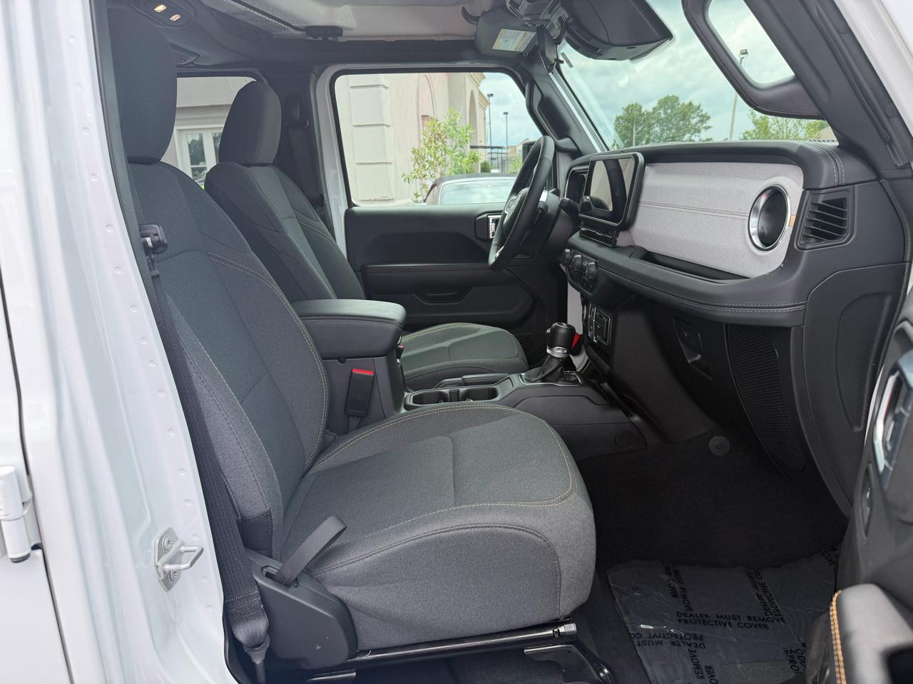 Jeep Wrangler 4xe Sahara 2025