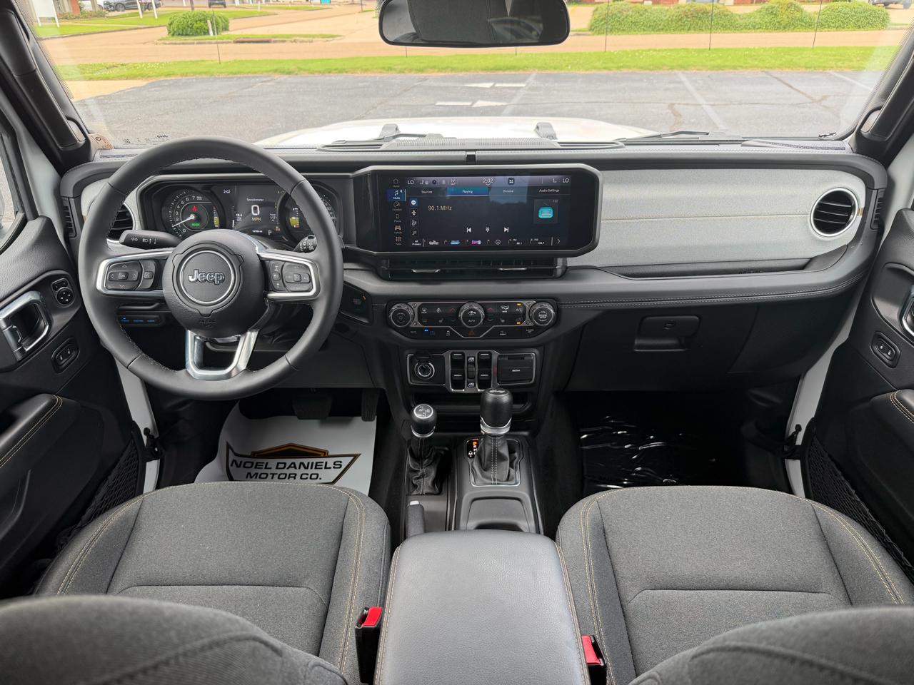 Jeep Wrangler 4xe Sahara 2025