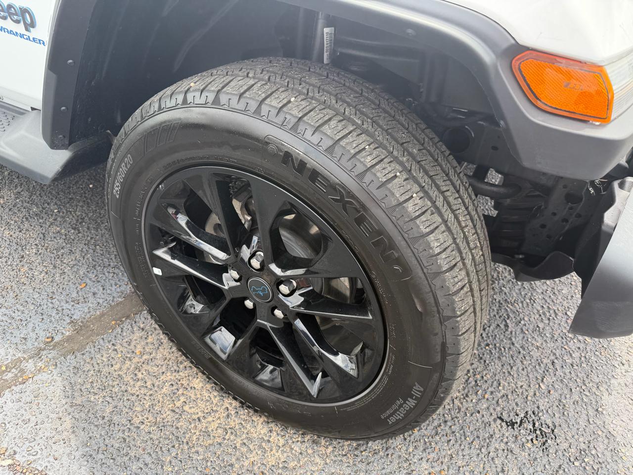 Jeep Wrangler 4xe Sahara 2025