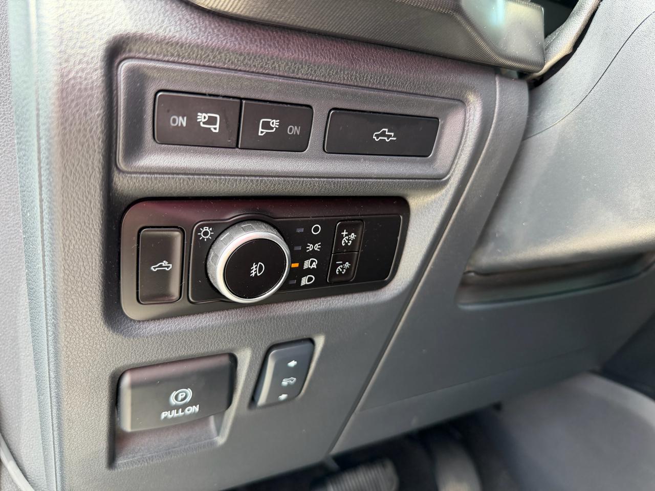 Ford F-150 Platinum SuperCrew 5.5-ft. Bed 4WD 2023