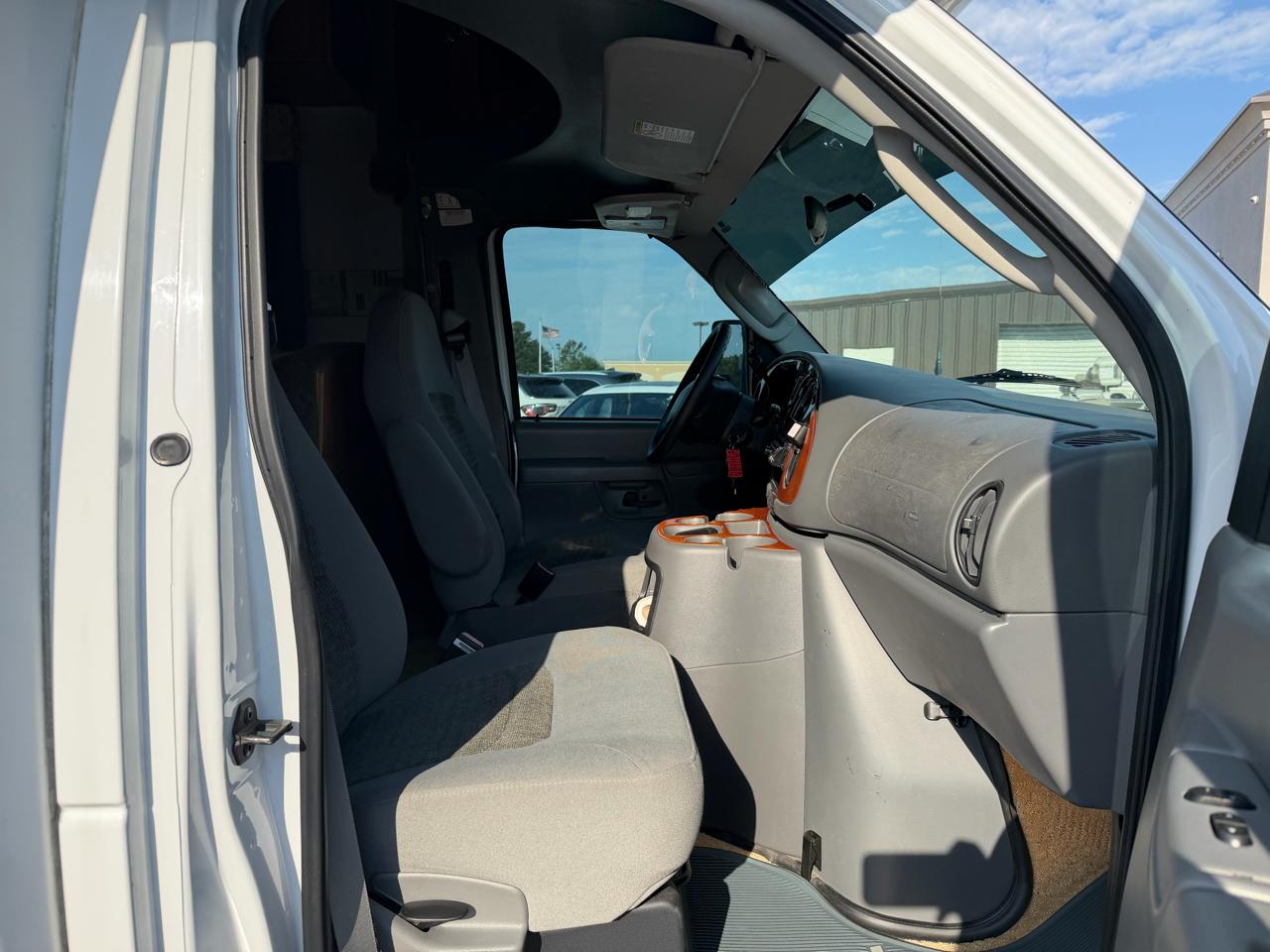 Ford Econoline RV Super Duty 2005