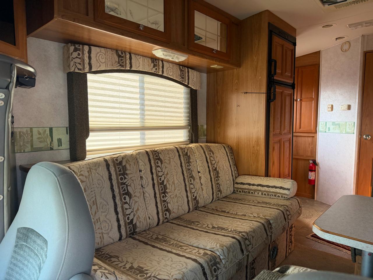 Ford Econoline RV Super Duty 2005