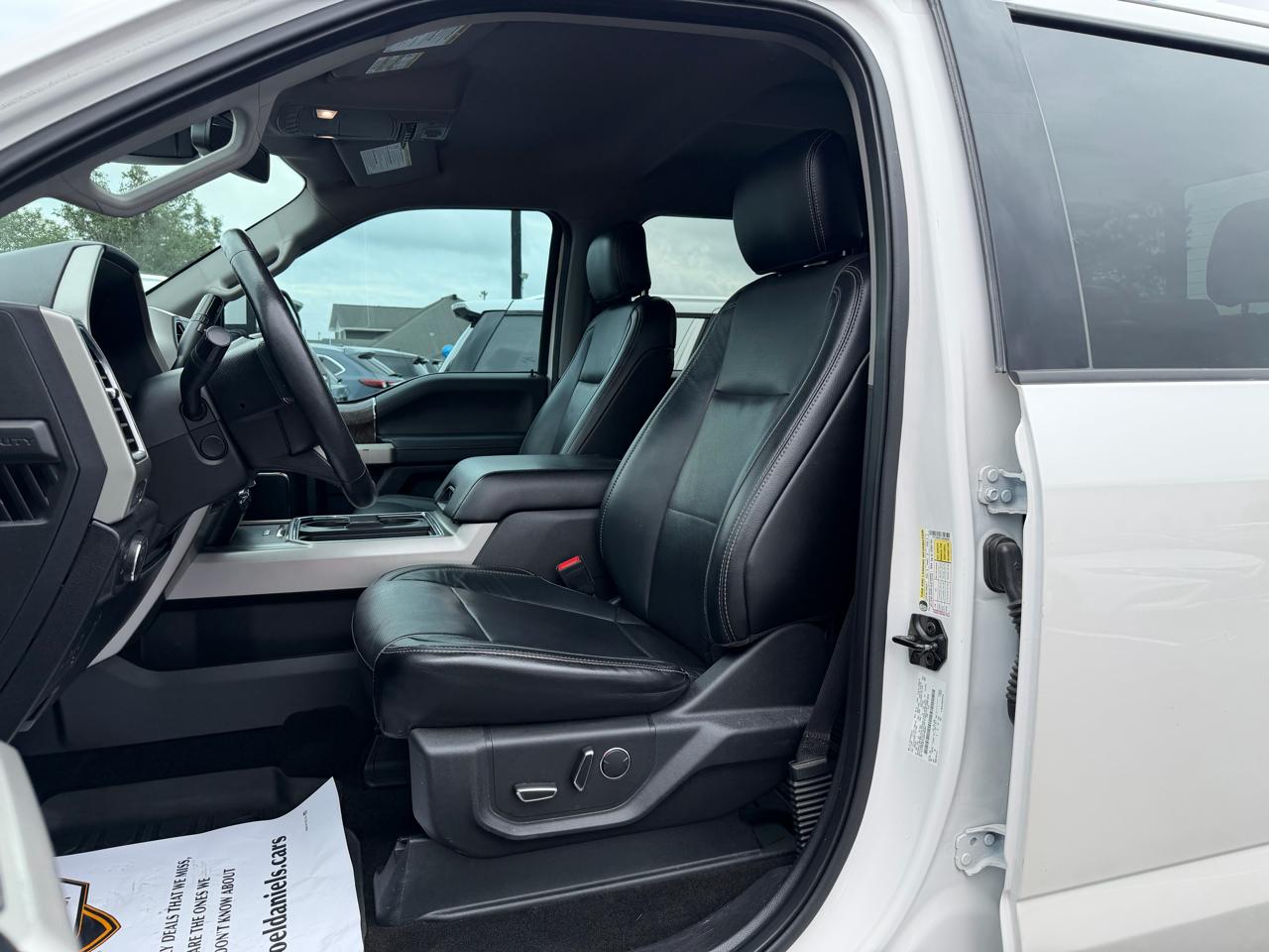 Ford F-250 SD Lariat Crew Cab 4WD 2018