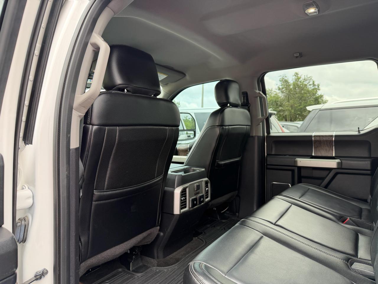 Ford F-250 SD Lariat Crew Cab 4WD 2018