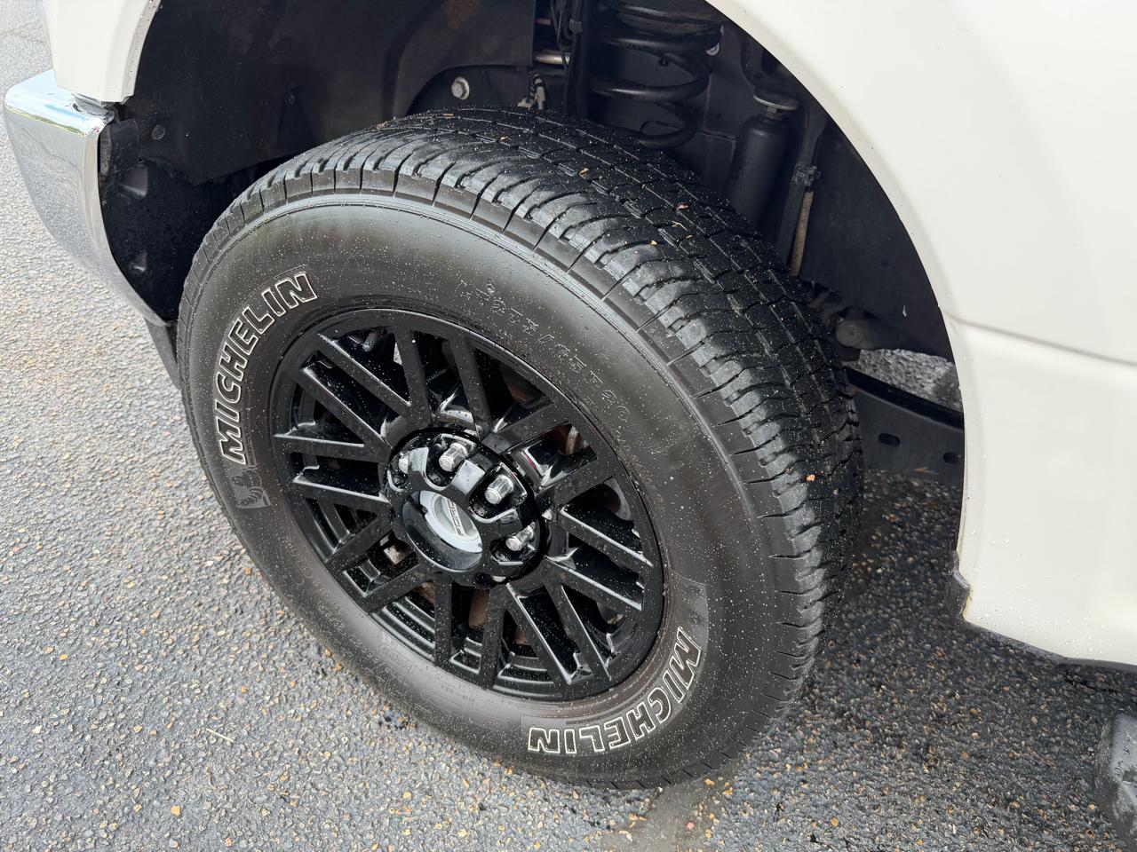 Ford F-250 SD Lariat Crew Cab 4WD 2018