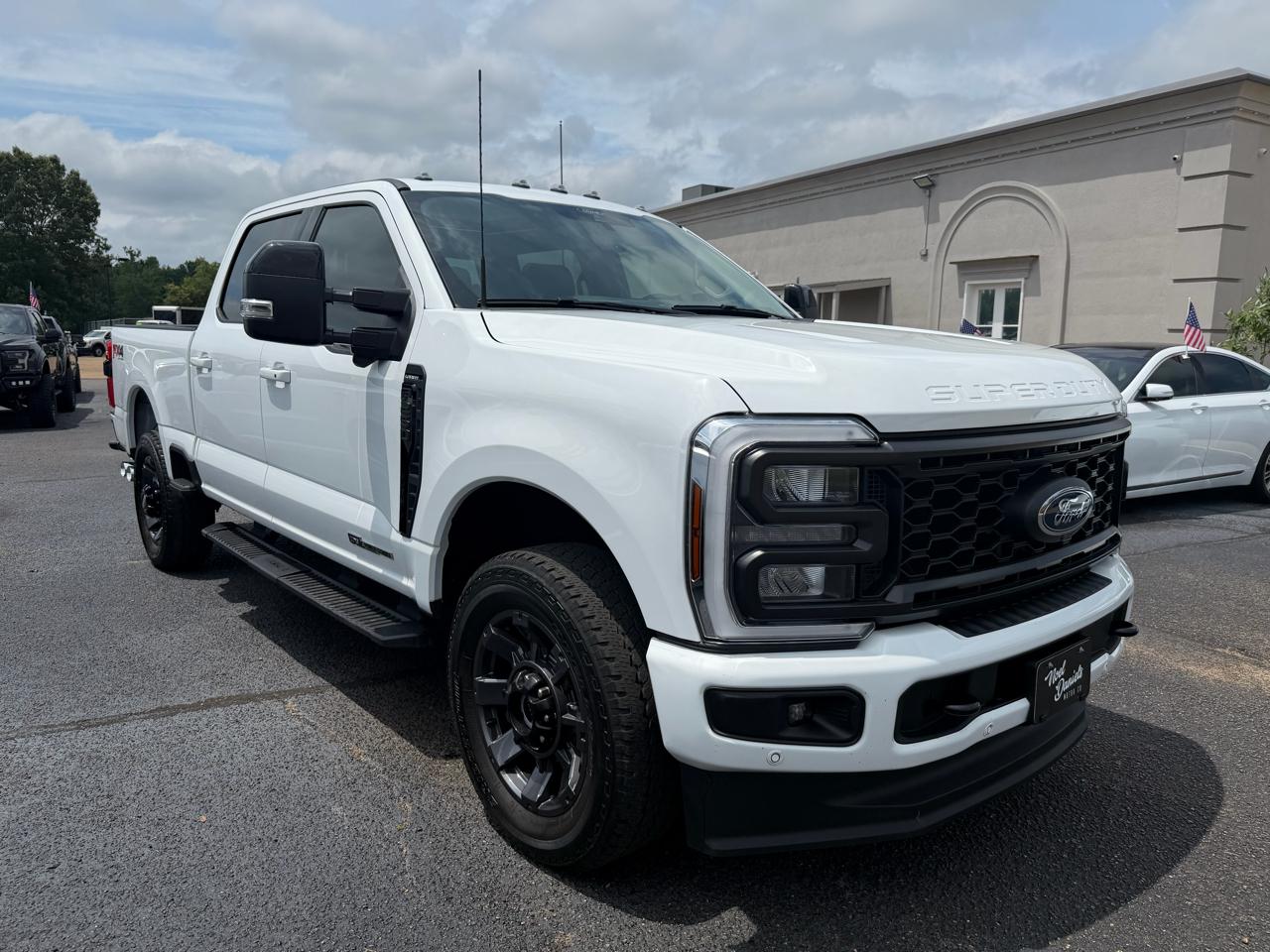 Ford F-250 SD Lariat Crew Cab 4WD 2024