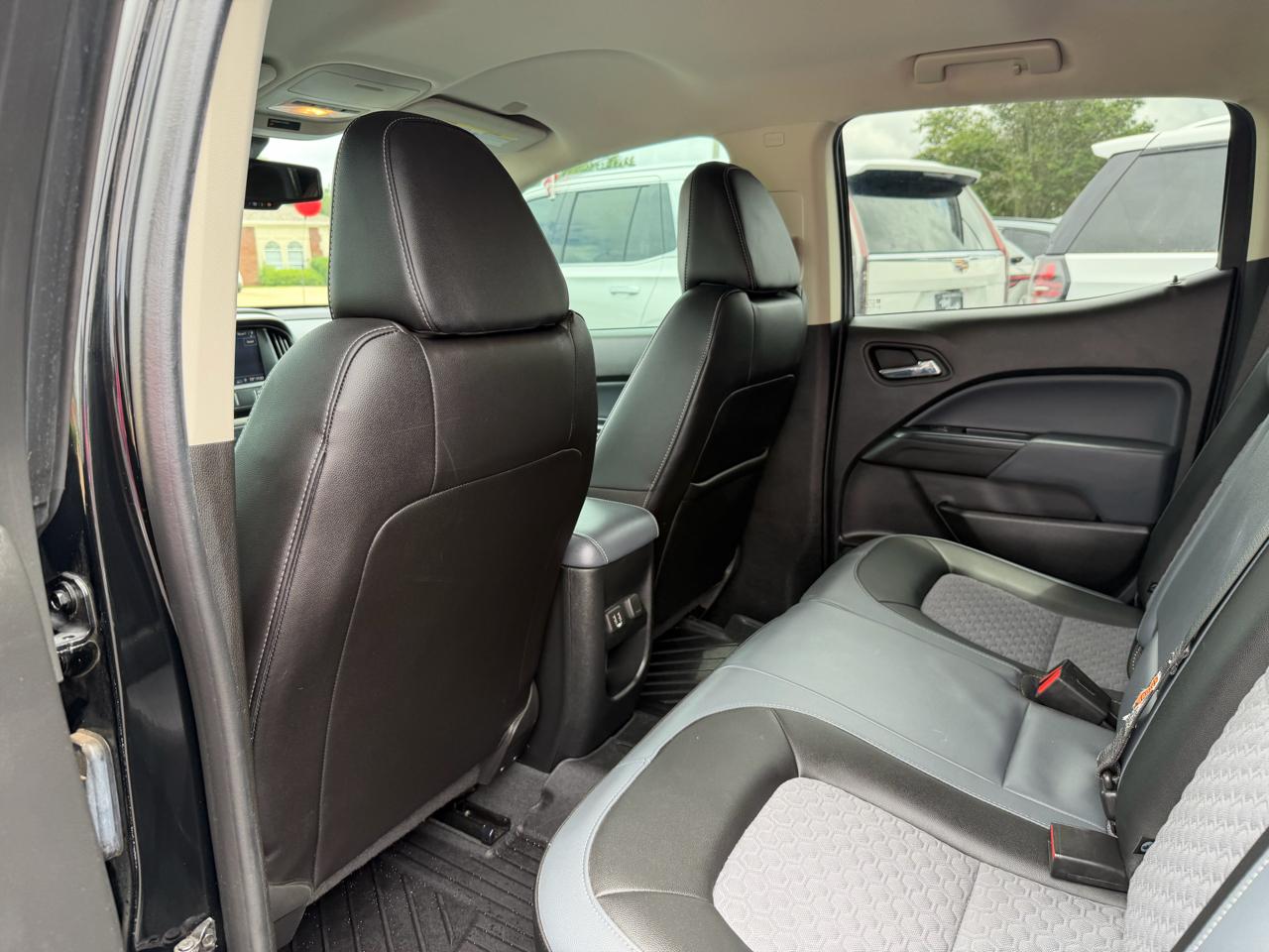 Chevrolet Colorado Z71 Crew Cab 4WD SWB 2021