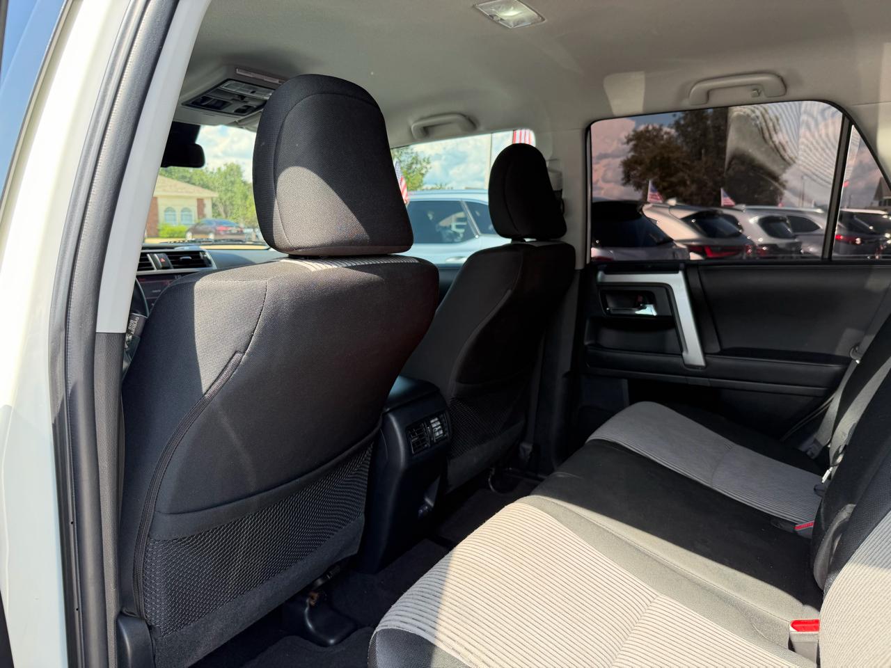 Toyota 4Runner SR5 2023