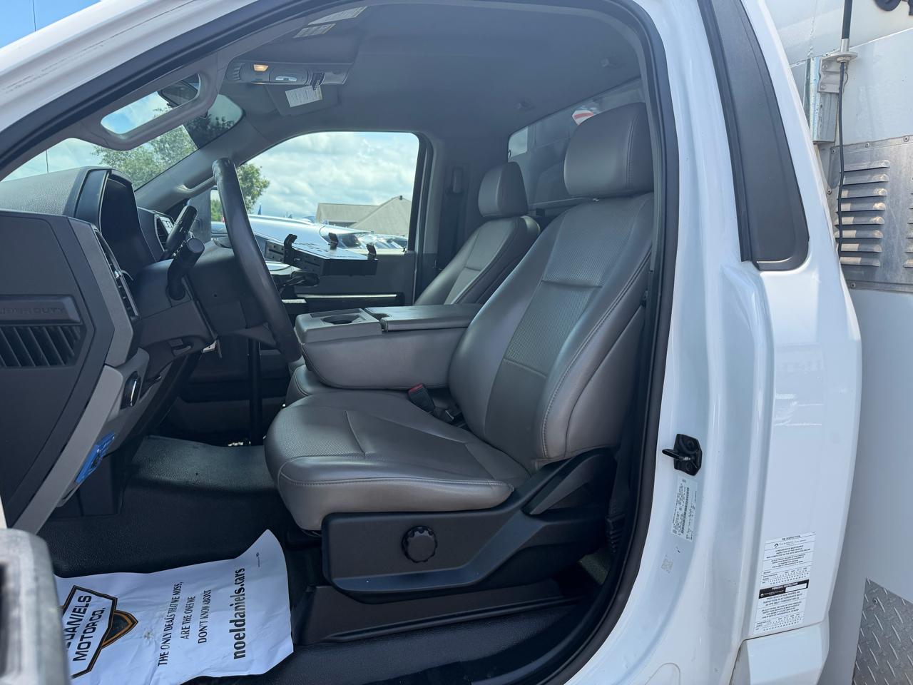 Ford F-450 SD Regular Cab DRW 2WD 2020