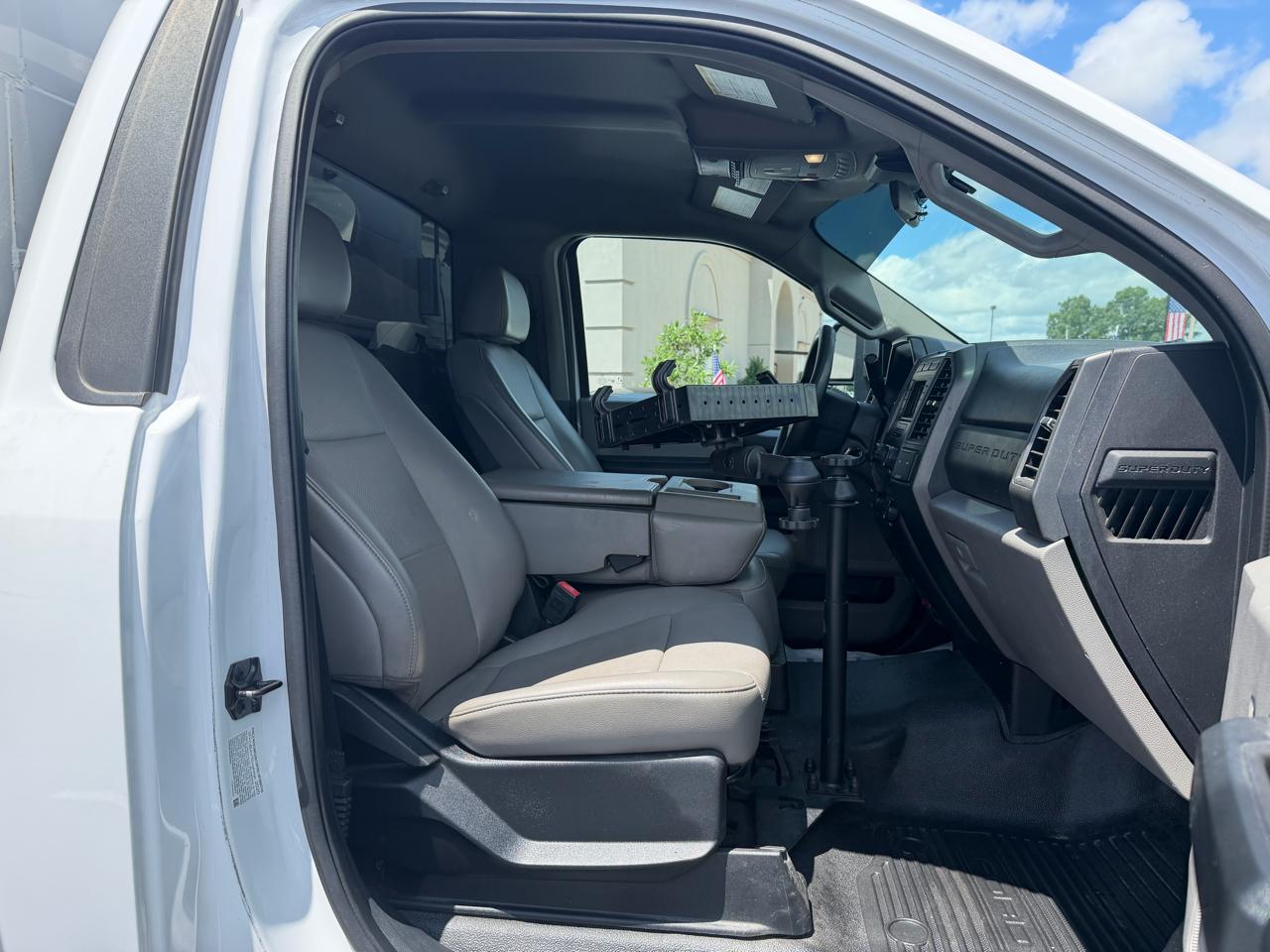 Ford F-450 SD Regular Cab DRW 2WD 2020