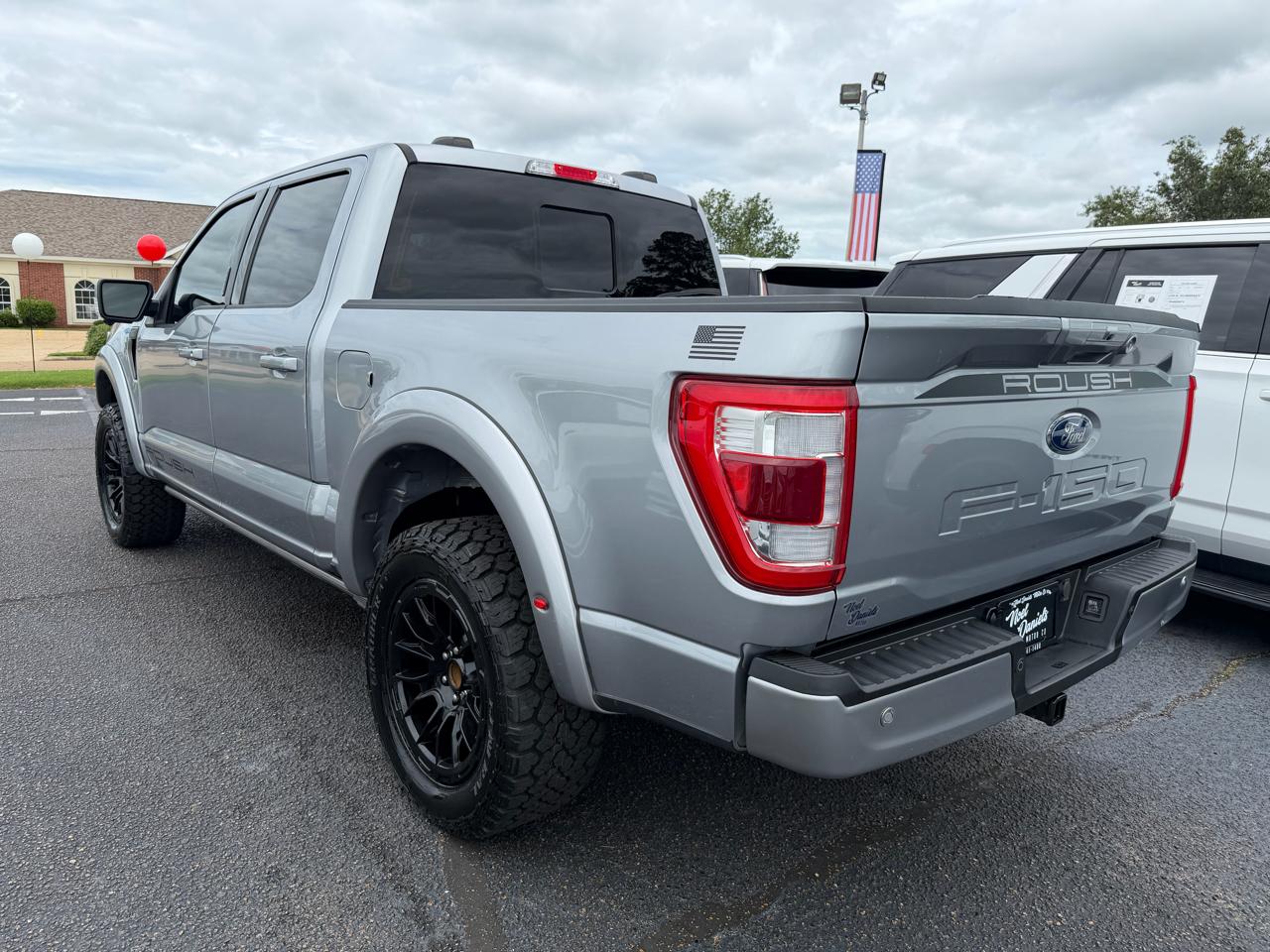 Ford F-150 Lariat SuperCrew 5.5-ft. Bed 4WD 2023