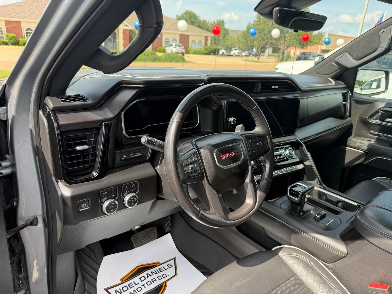 GMC Sierra 1500 AT4X Crew Cab 4WD 2023