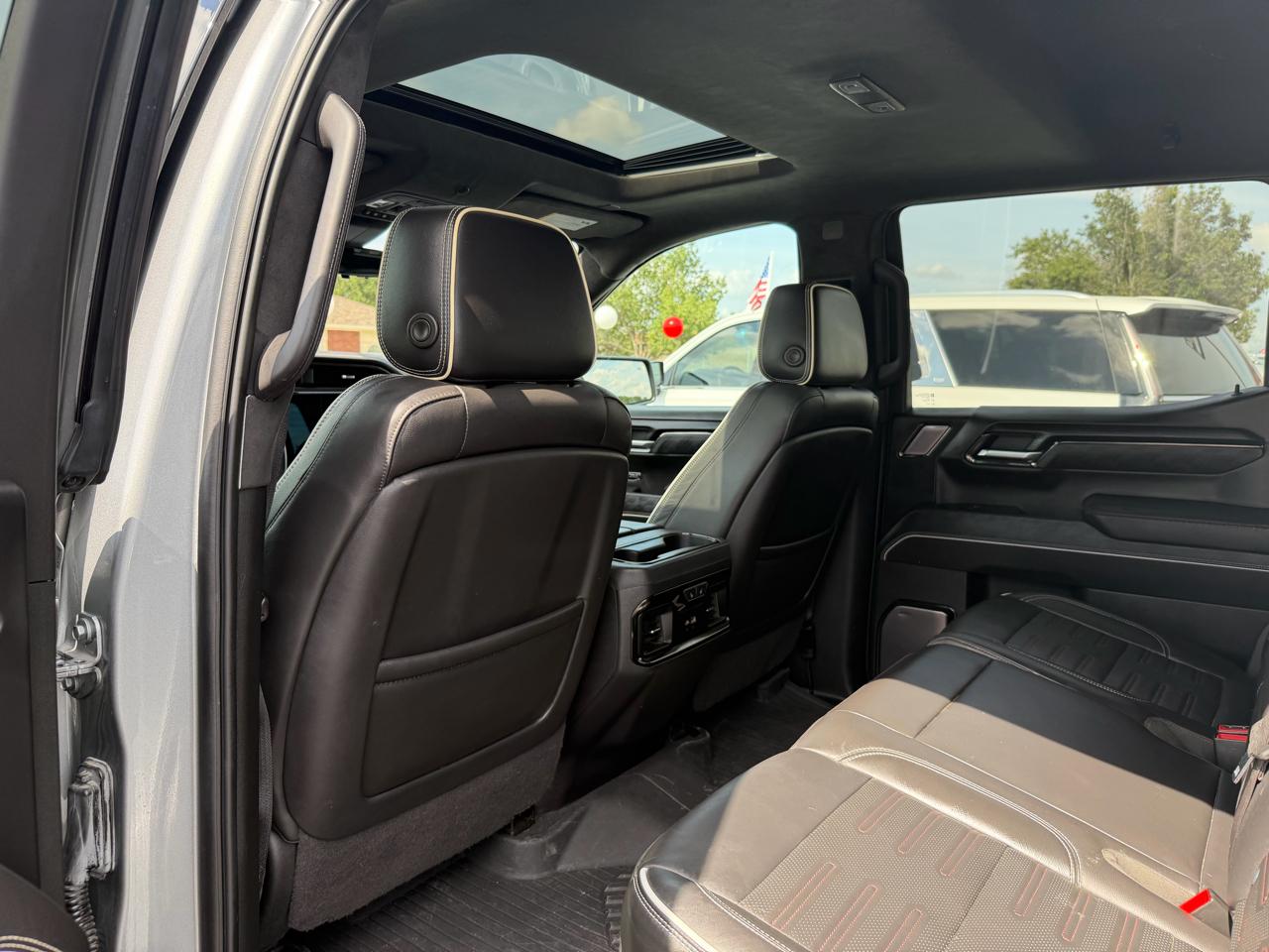 GMC Sierra 1500 AT4X Crew Cab 4WD 2023