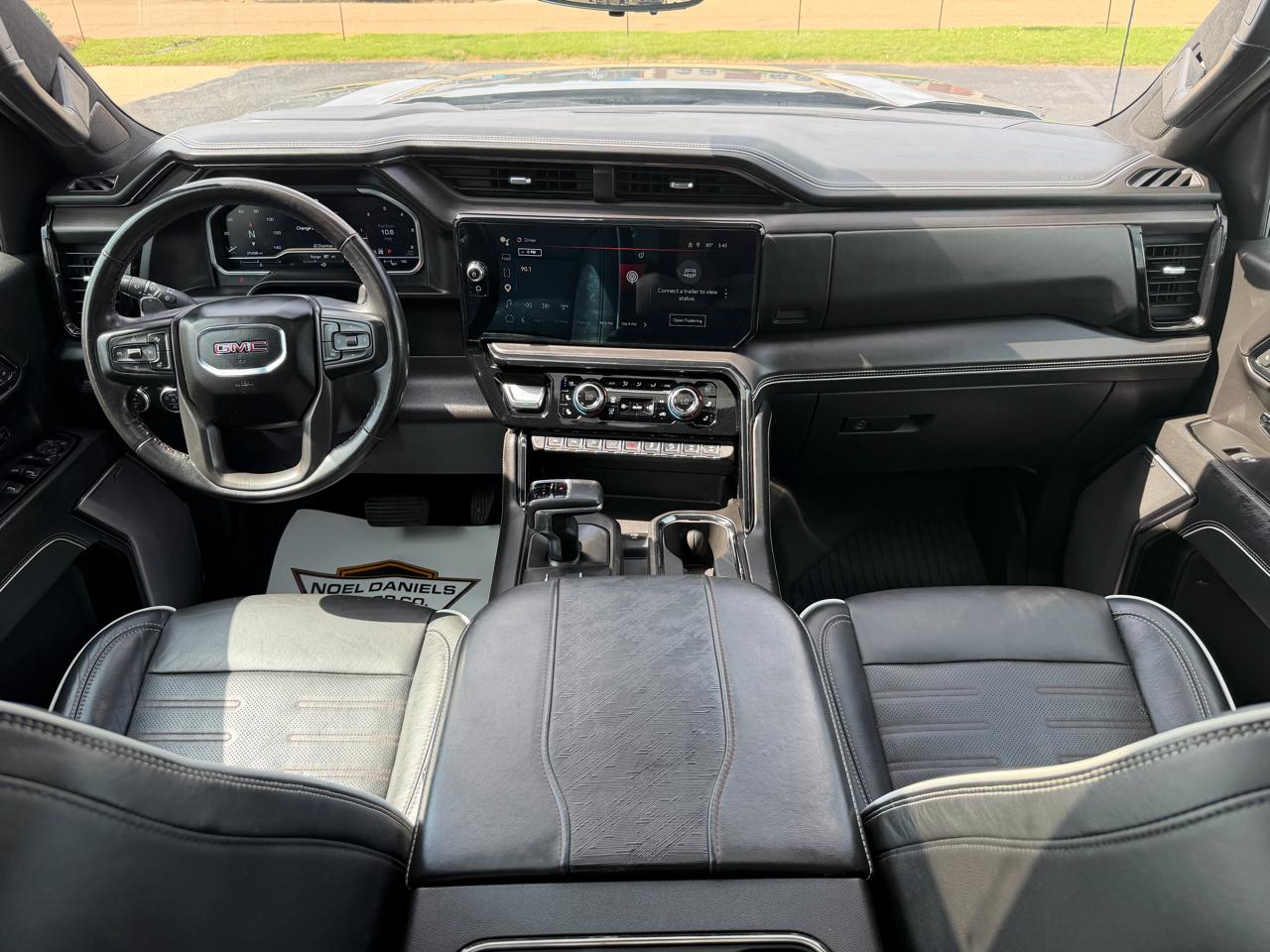 GMC Sierra 1500 AT4X Crew Cab 4WD 2023