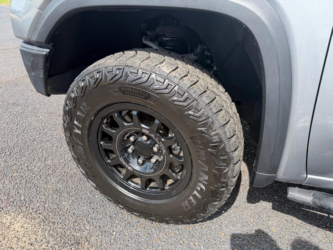 GMC Sierra 1500 AT4X Crew Cab 4WD 2023