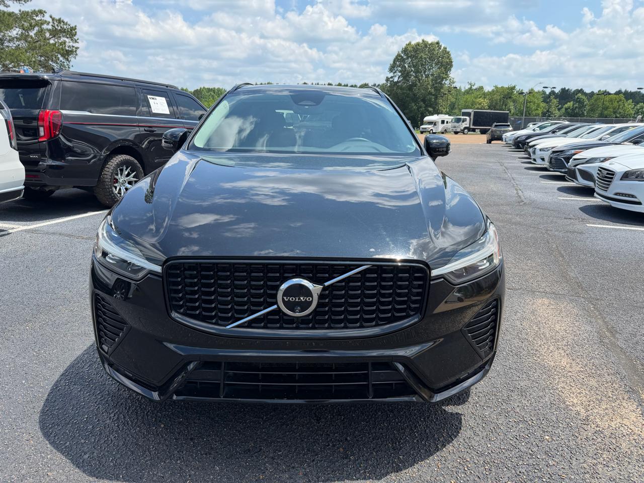 Volvo XC60 B5 Plus Dark AWD 2024