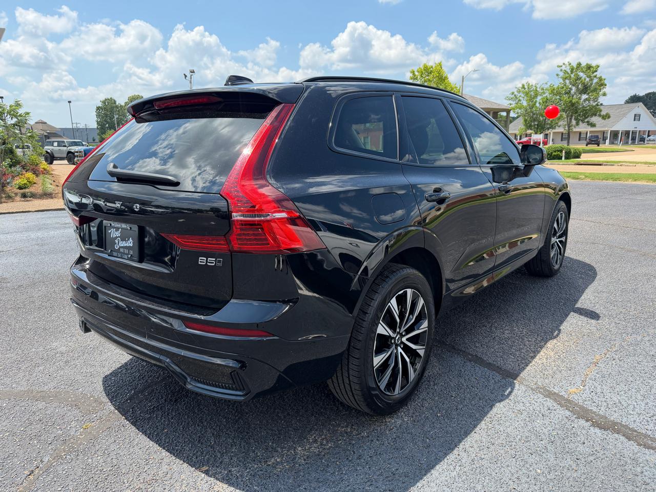 Volvo XC60 B5 Plus Dark AWD 2024