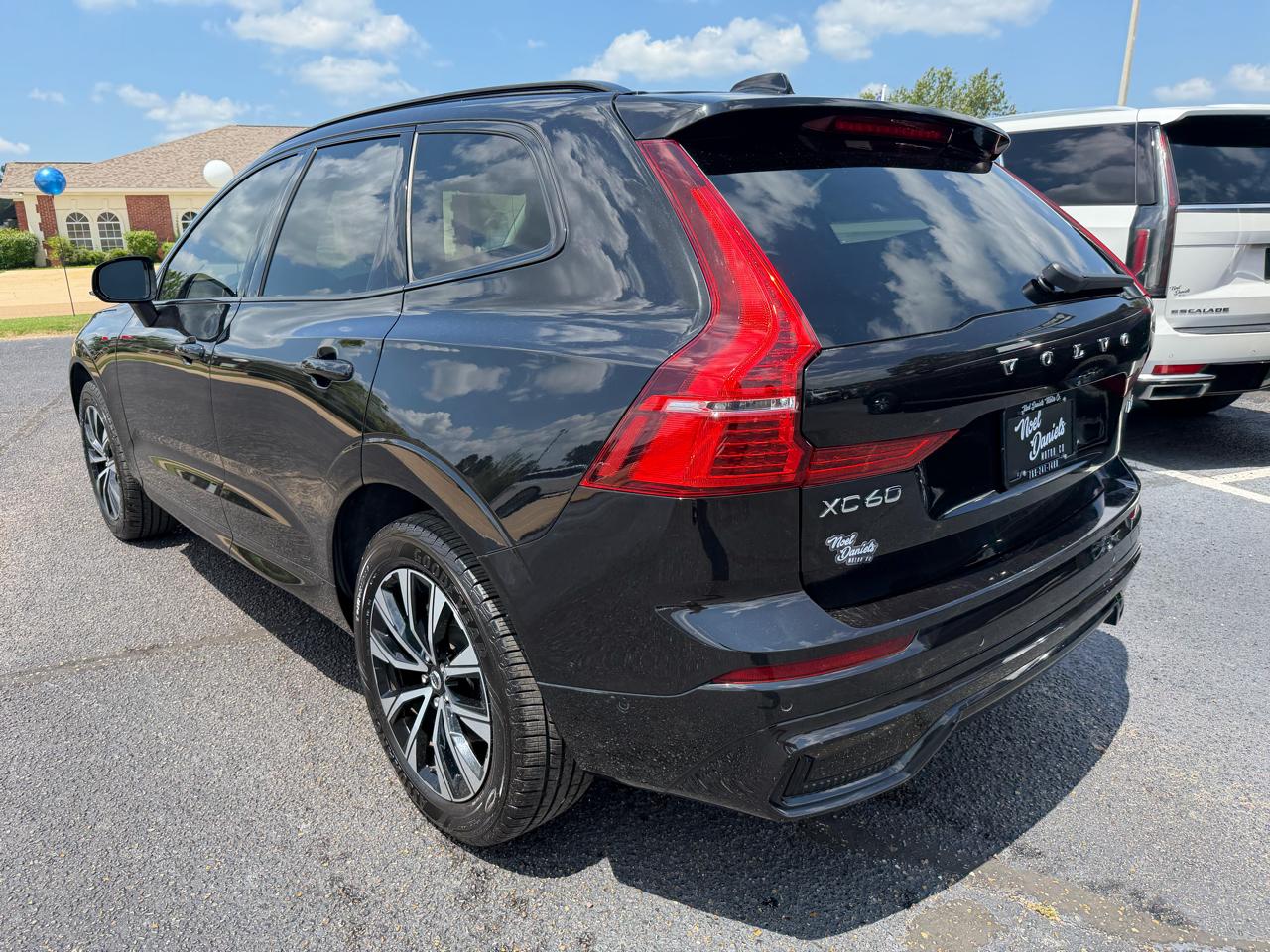Volvo XC60 B5 Plus Dark AWD 2024
