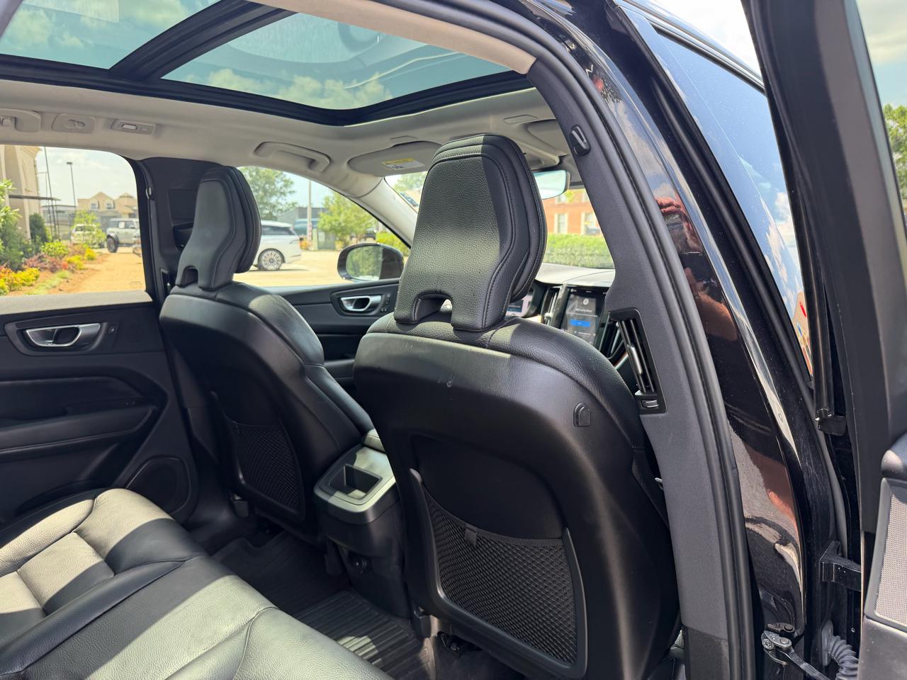 Volvo XC60 B5 Plus Dark AWD 2024
