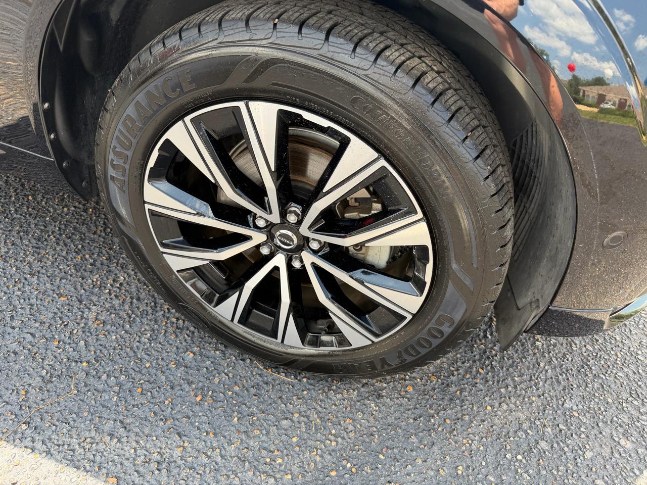 Volvo XC60 B5 Plus Dark AWD 2024