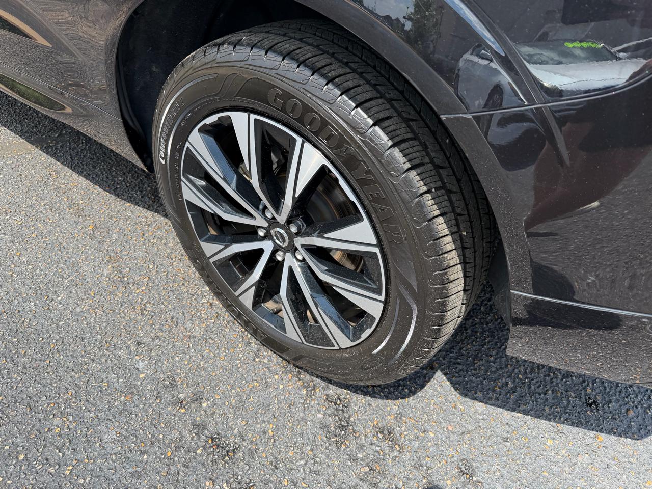 Volvo XC60 B5 Plus Dark AWD 2024